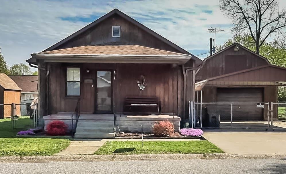 816 E. 15th Street, Owensboro, Kentucky 42303, 2 Bedrooms Bedrooms, ,1 BathroomBathrooms,Single Family Residence,For Sale,E. 15th Street,94030