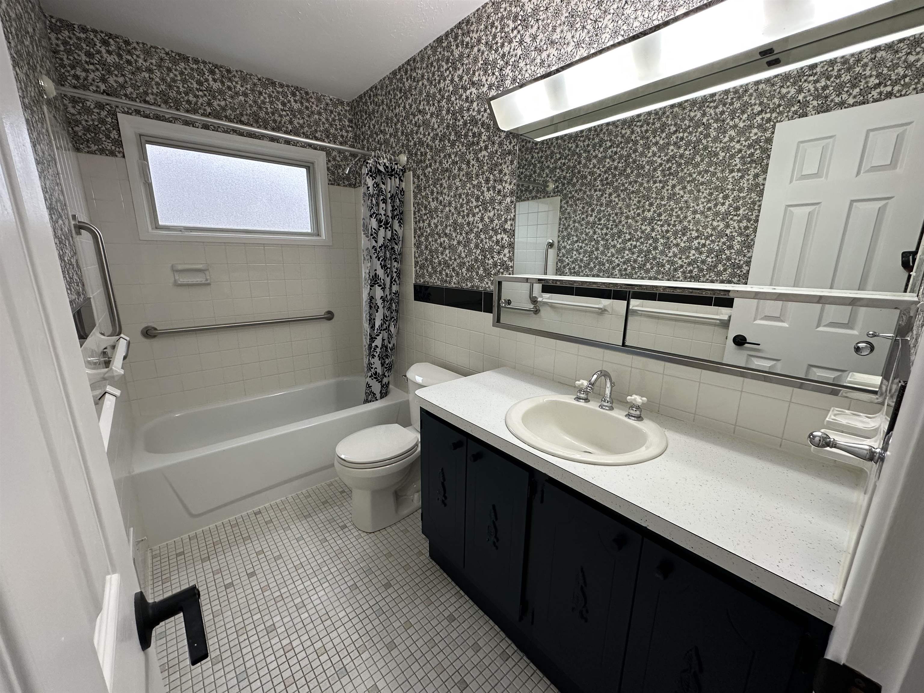 2324 Middleground Dr, Owensboro, Kentucky 42301, 4 Bedrooms Bedrooms, ,2 BathroomsBathrooms,Single Family Residence,For Sale,Middleground Dr,94032