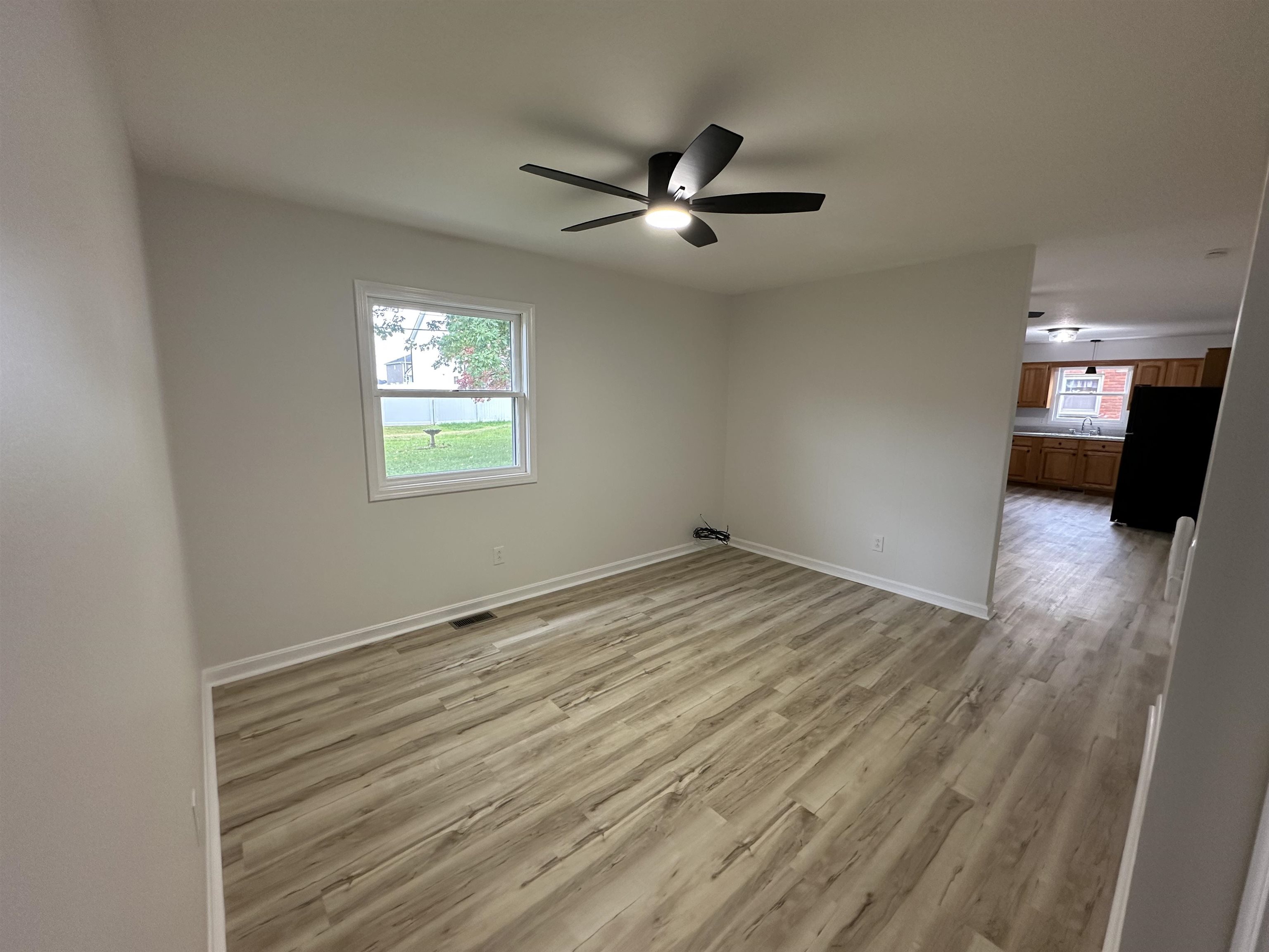 2324 Middleground Dr, Owensboro, Kentucky 42301, 4 Bedrooms Bedrooms, ,2 BathroomsBathrooms,Single Family Residence,For Sale,Middleground Dr,94032