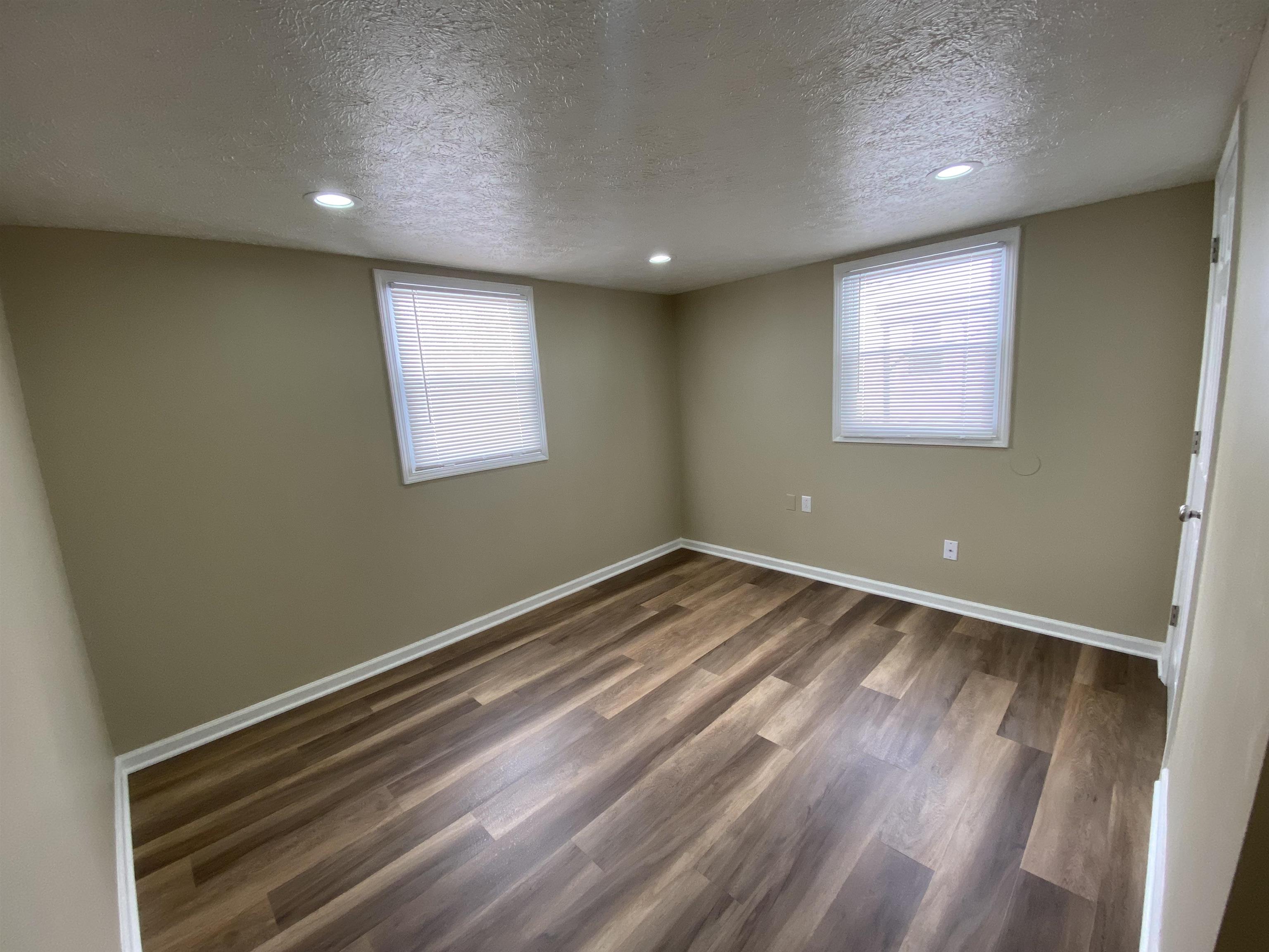 601 Jeff Pl, Owensboro, Kentucky 42301, 3 Bedrooms Bedrooms, ,1 BathroomBathrooms,Single Family Residence,For Sale,Jeff Pl,94034