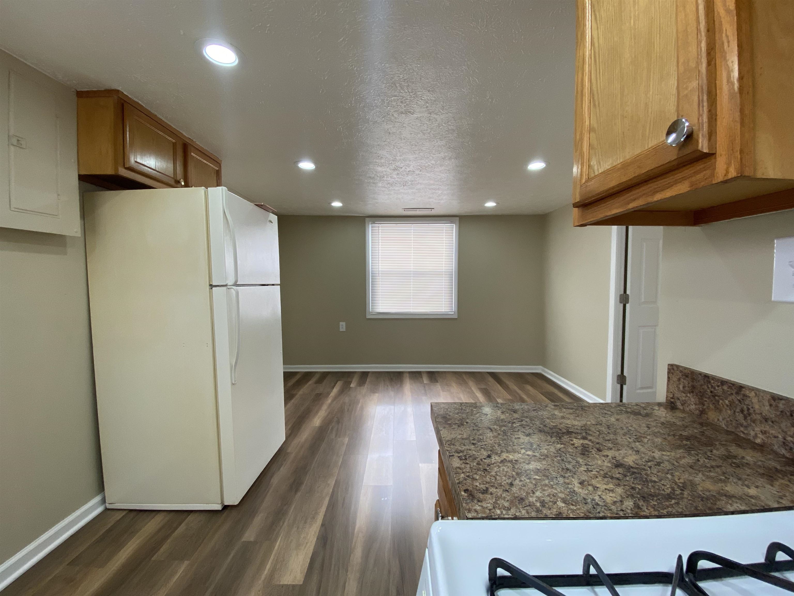 601 Jeff Pl, Owensboro, Kentucky 42301, 3 Bedrooms Bedrooms, ,1 BathroomBathrooms,Single Family Residence,For Sale,Jeff Pl,94034