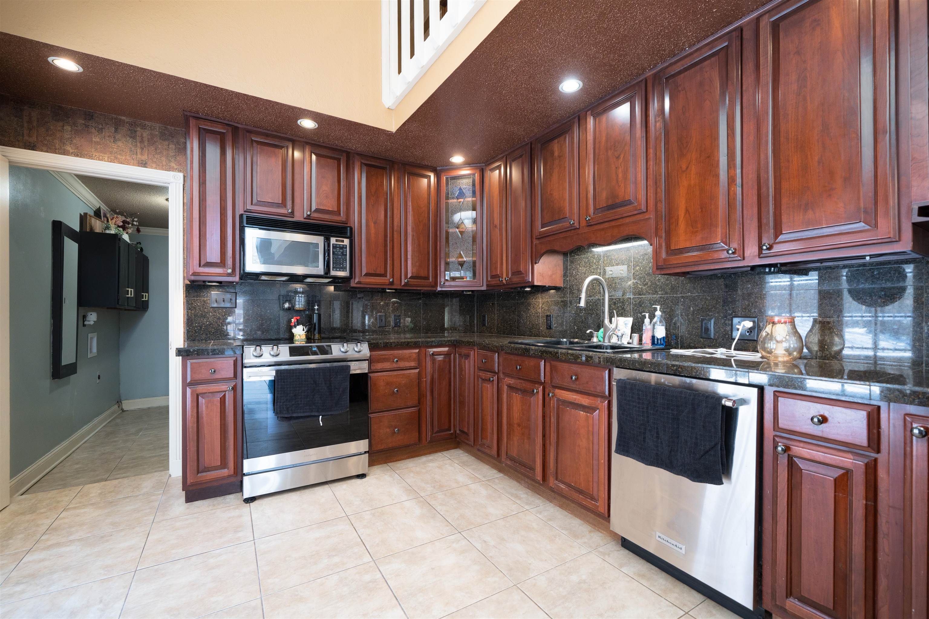 117 Booth Field Rd, Owensboro, Kentucky 42301, 4 Bedrooms Bedrooms, ,3 BathroomsBathrooms,Single Family Residence,For Sale,Booth Field Rd,94035