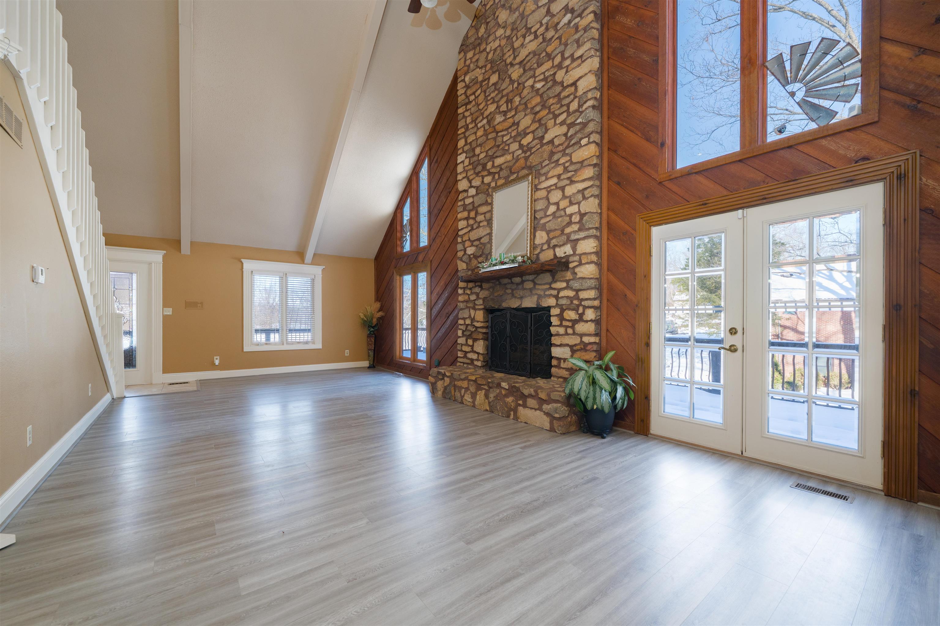 117 Booth Field Rd, Owensboro, Kentucky 42301, 4 Bedrooms Bedrooms, ,3 BathroomsBathrooms,Single Family Residence,For Sale,Booth Field Rd,94035