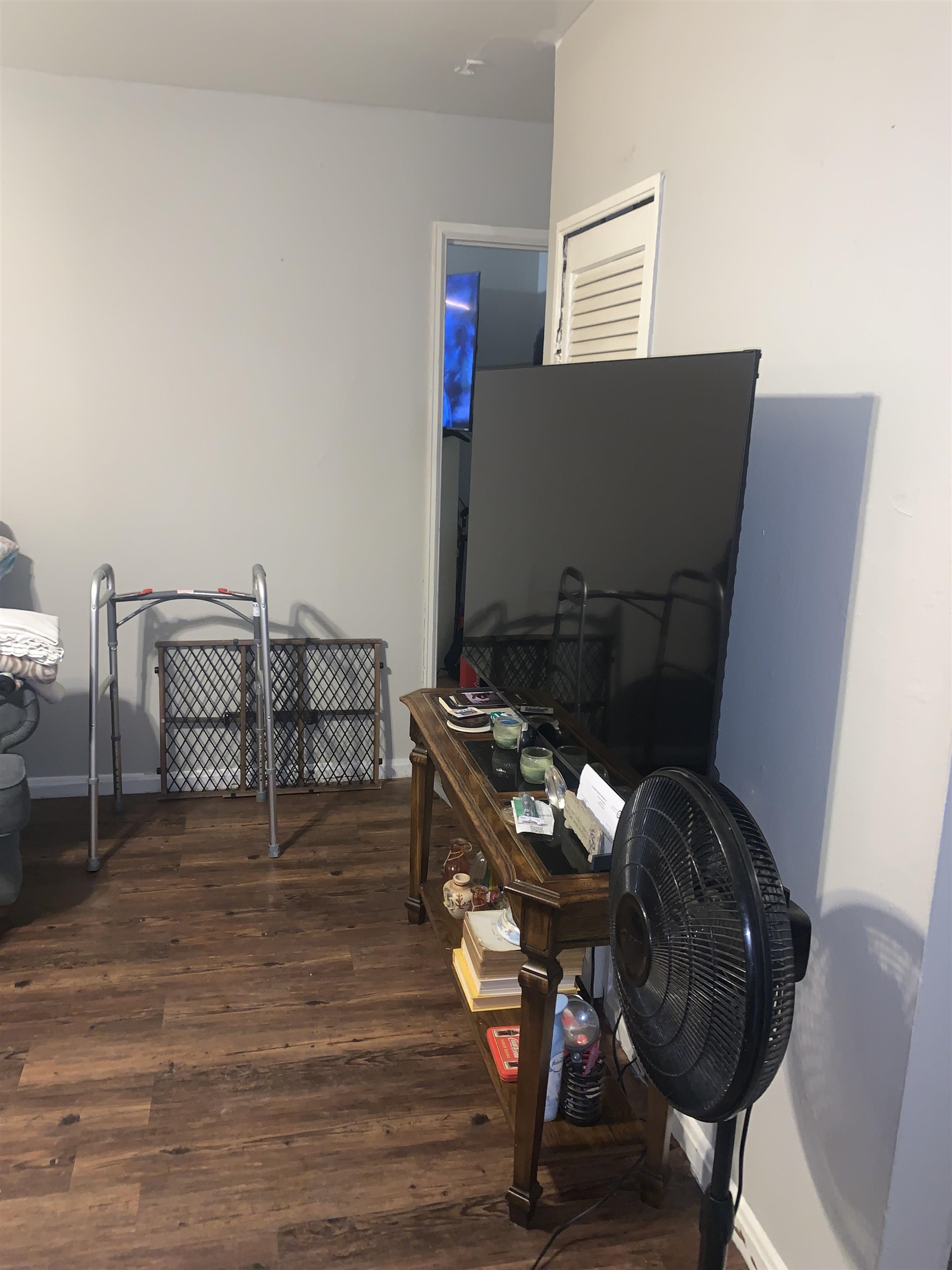 1027 Jackson St., Owensboro, Kentucky 42303, 2 Bedrooms Bedrooms, ,1 BathroomBathrooms,Single Family Residence,For Sale,Jackson St.,94036