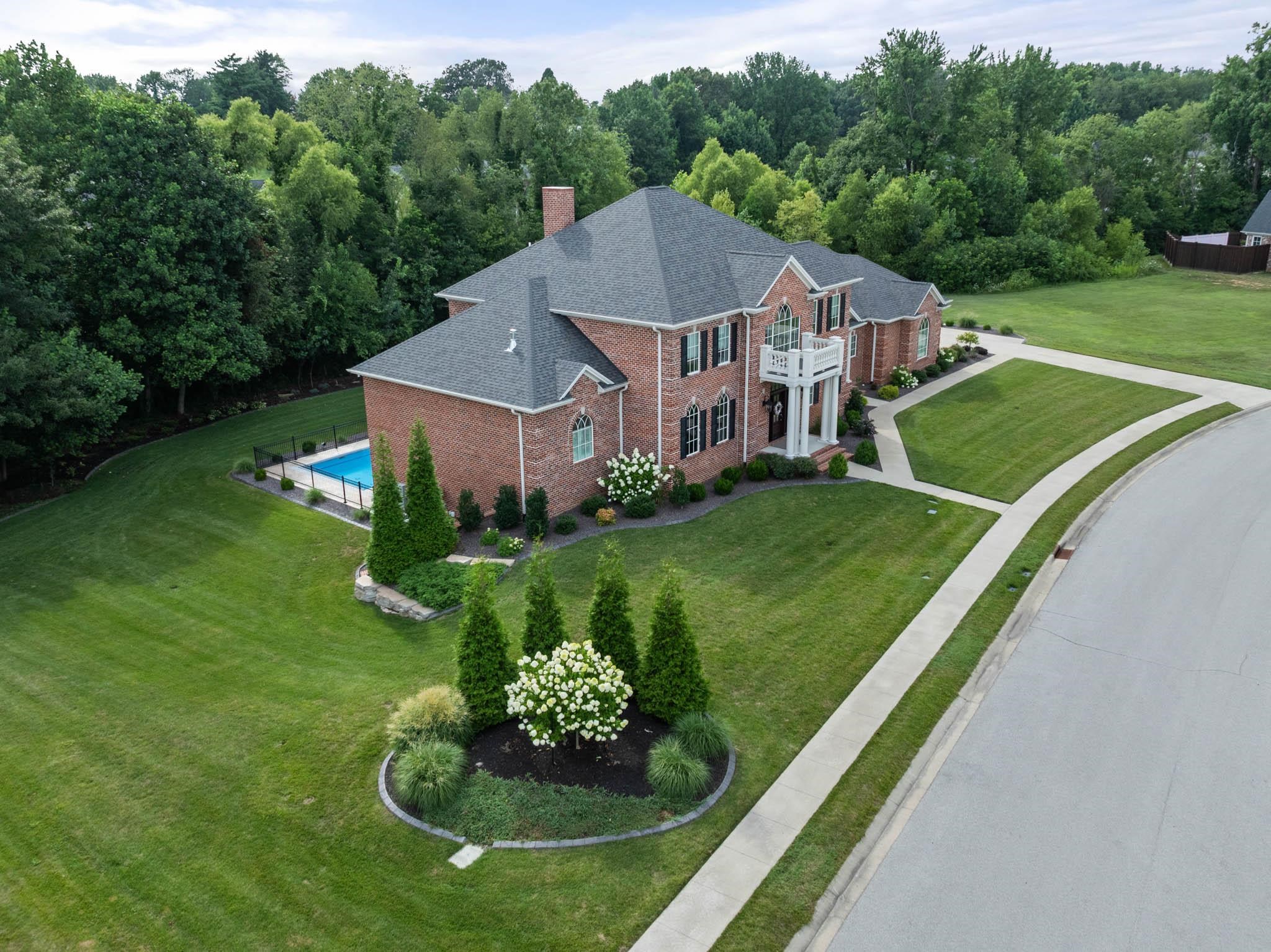 2365 Stone Crest Lane, Owensboro, Kentucky 42303, 7 Bedrooms Bedrooms, ,4 BathroomsBathrooms,Single Family Residence,For Sale,Stone Crest Lane,94039