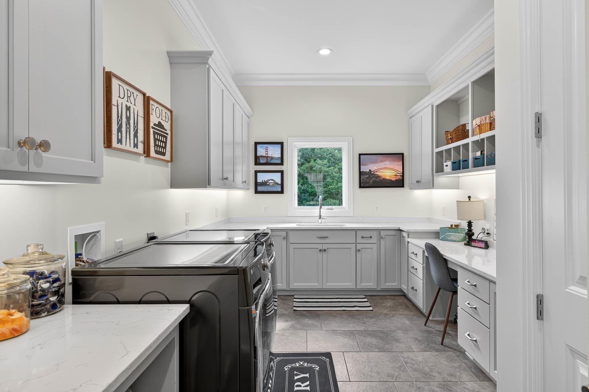 2365 Stone Crest Lane, Owensboro, Kentucky 42303, 7 Bedrooms Bedrooms, ,4 BathroomsBathrooms,Single Family Residence,For Sale,Stone Crest Lane,94039