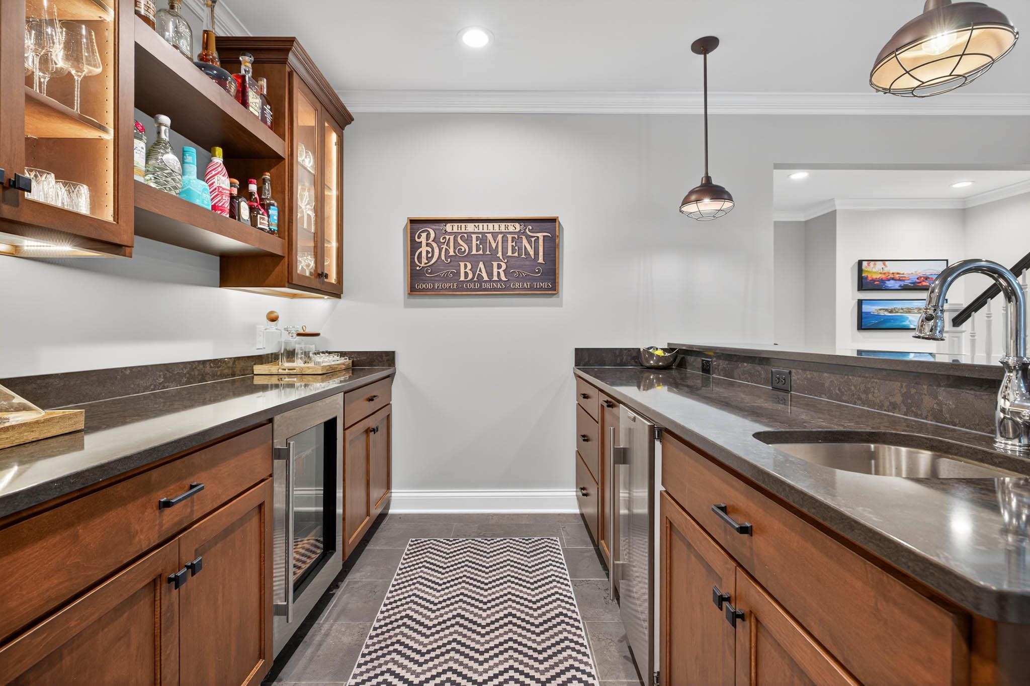 2365 Stone Crest Lane, Owensboro, Kentucky 42303, 7 Bedrooms Bedrooms, ,4 BathroomsBathrooms,Single Family Residence,For Sale,Stone Crest Lane,94039