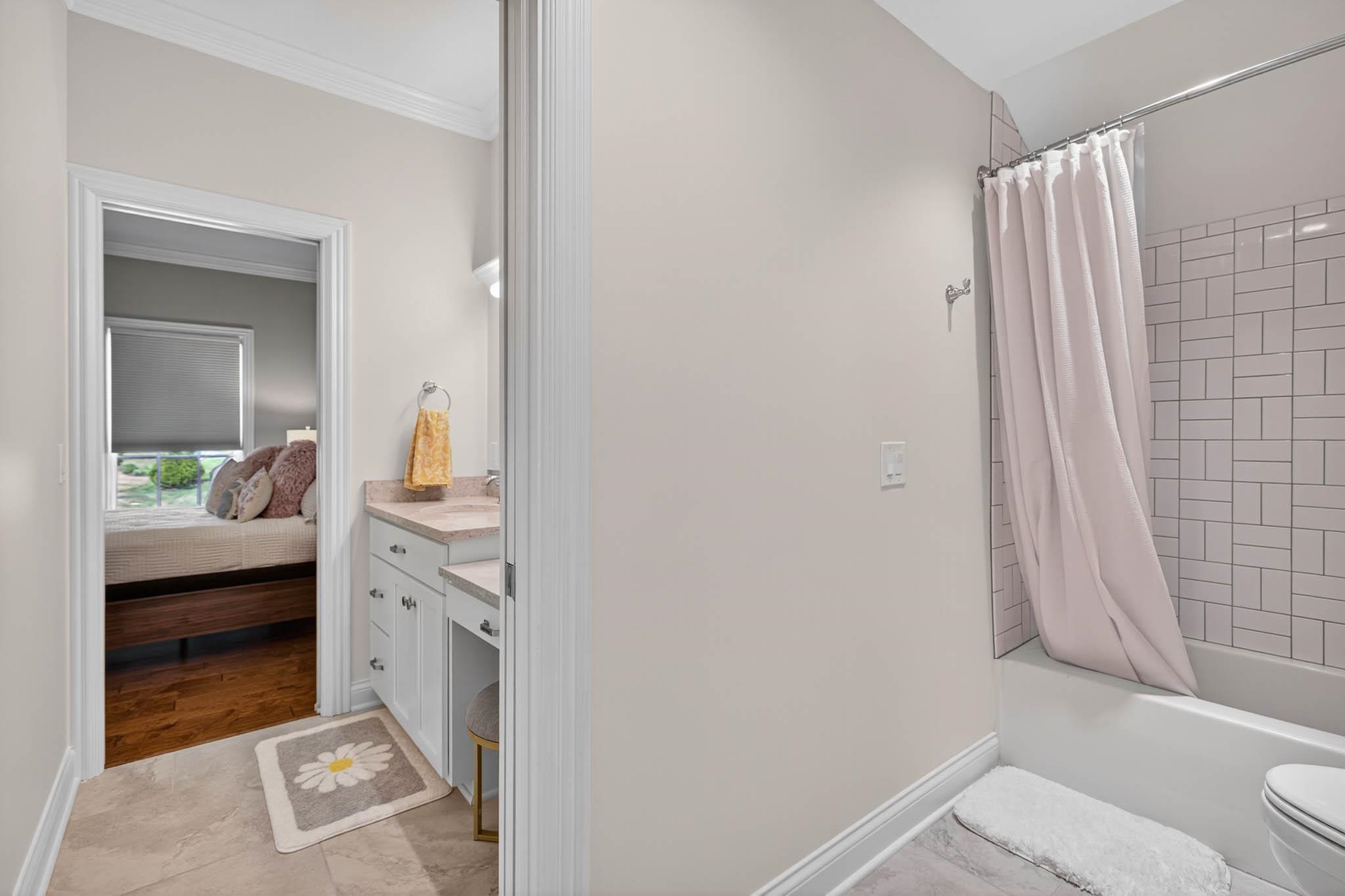 2365 Stone Crest Lane, Owensboro, Kentucky 42303, 7 Bedrooms Bedrooms, ,4 BathroomsBathrooms,Single Family Residence,For Sale,Stone Crest Lane,94039