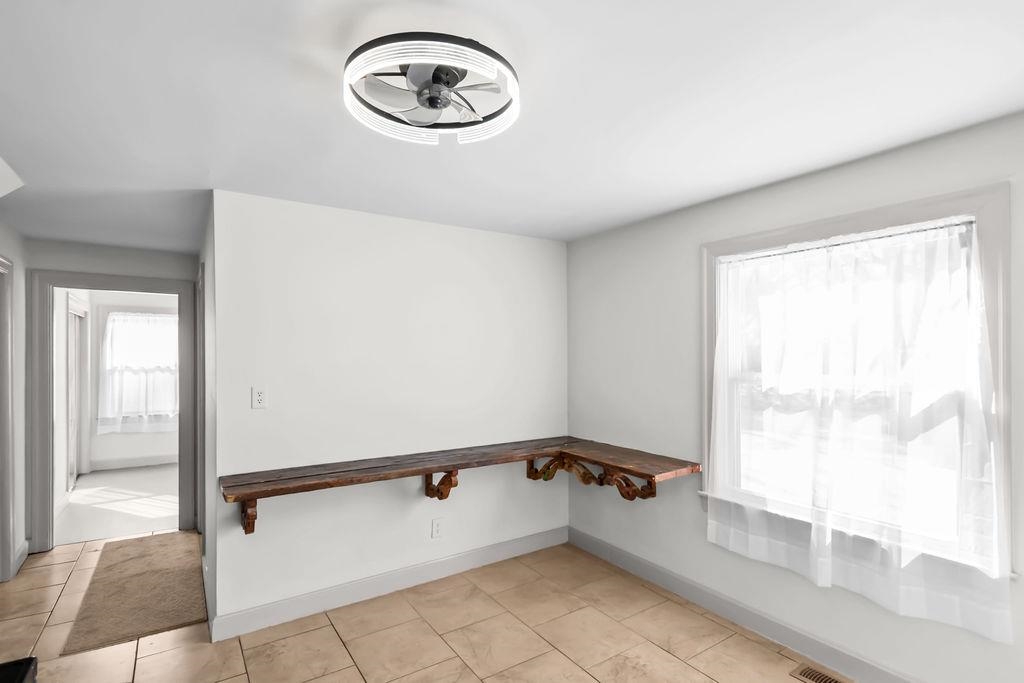 2100 Prince Ave., Owensboro, Kentucky 42303, 2 Bedrooms Bedrooms, ,1 BathroomBathrooms,Single Family Residence,For Sale,Prince Ave.,94041