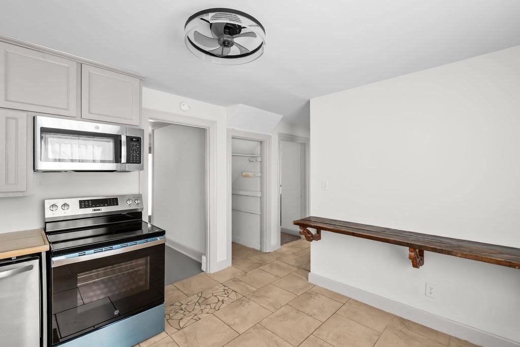 2100 Prince Ave., Owensboro, Kentucky 42303, 2 Bedrooms Bedrooms, ,1 BathroomBathrooms,Single Family Residence,For Sale,Prince Ave.,94041