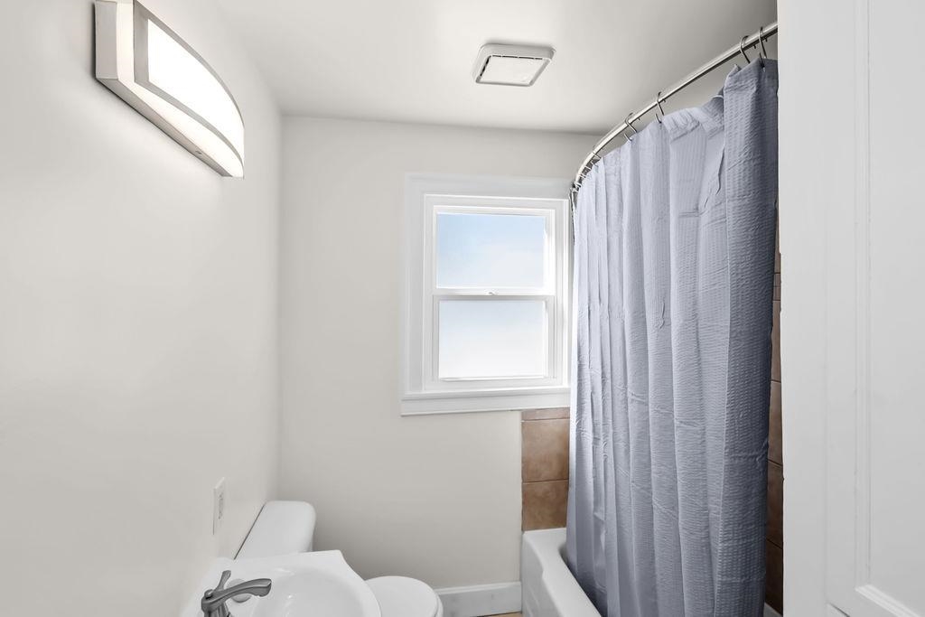 2100 Prince Ave., Owensboro, Kentucky 42303, 2 Bedrooms Bedrooms, ,1 BathroomBathrooms,Single Family Residence,For Sale,Prince Ave.,94041