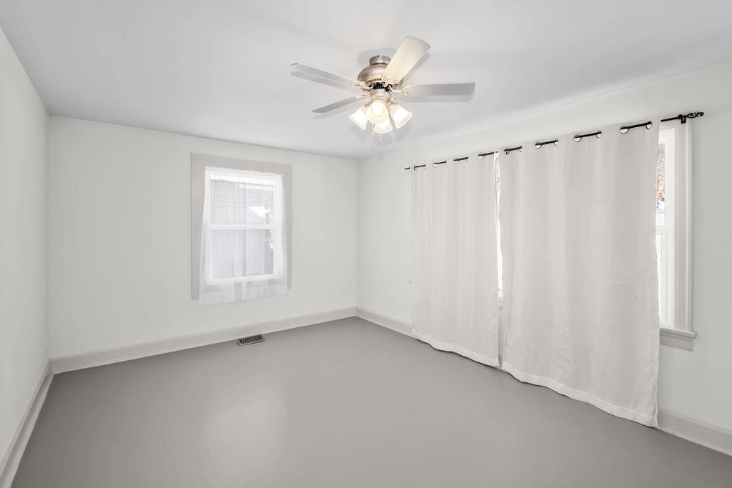 2100 Prince Ave., Owensboro, Kentucky 42303, 2 Bedrooms Bedrooms, ,1 BathroomBathrooms,Single Family Residence,For Sale,Prince Ave.,94041