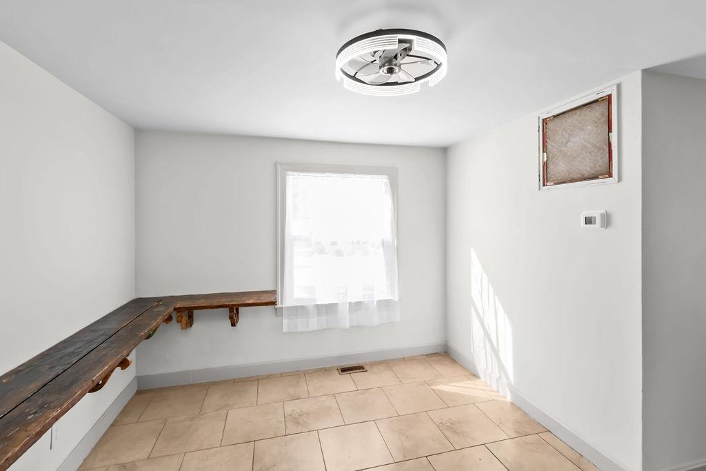 2100 Prince Ave., Owensboro, Kentucky 42303, 2 Bedrooms Bedrooms, ,1 BathroomBathrooms,Single Family Residence,For Sale,Prince Ave.,94041