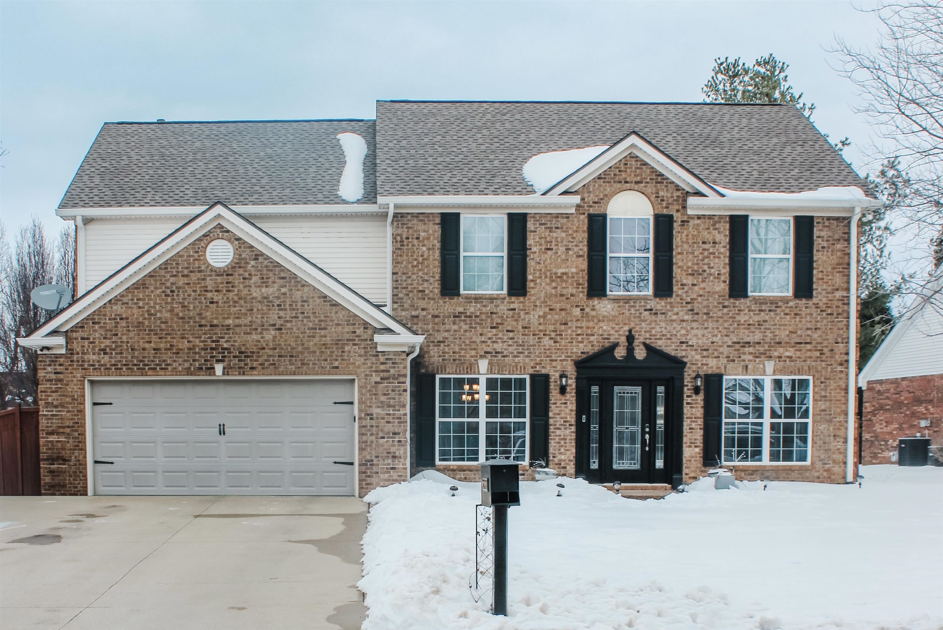 2969 Waterside Way, Owensboro, Kentucky 42303, 4 Bedrooms Bedrooms, ,2 BathroomsBathrooms,Single Family Residence,For Sale,Waterside Way,94045