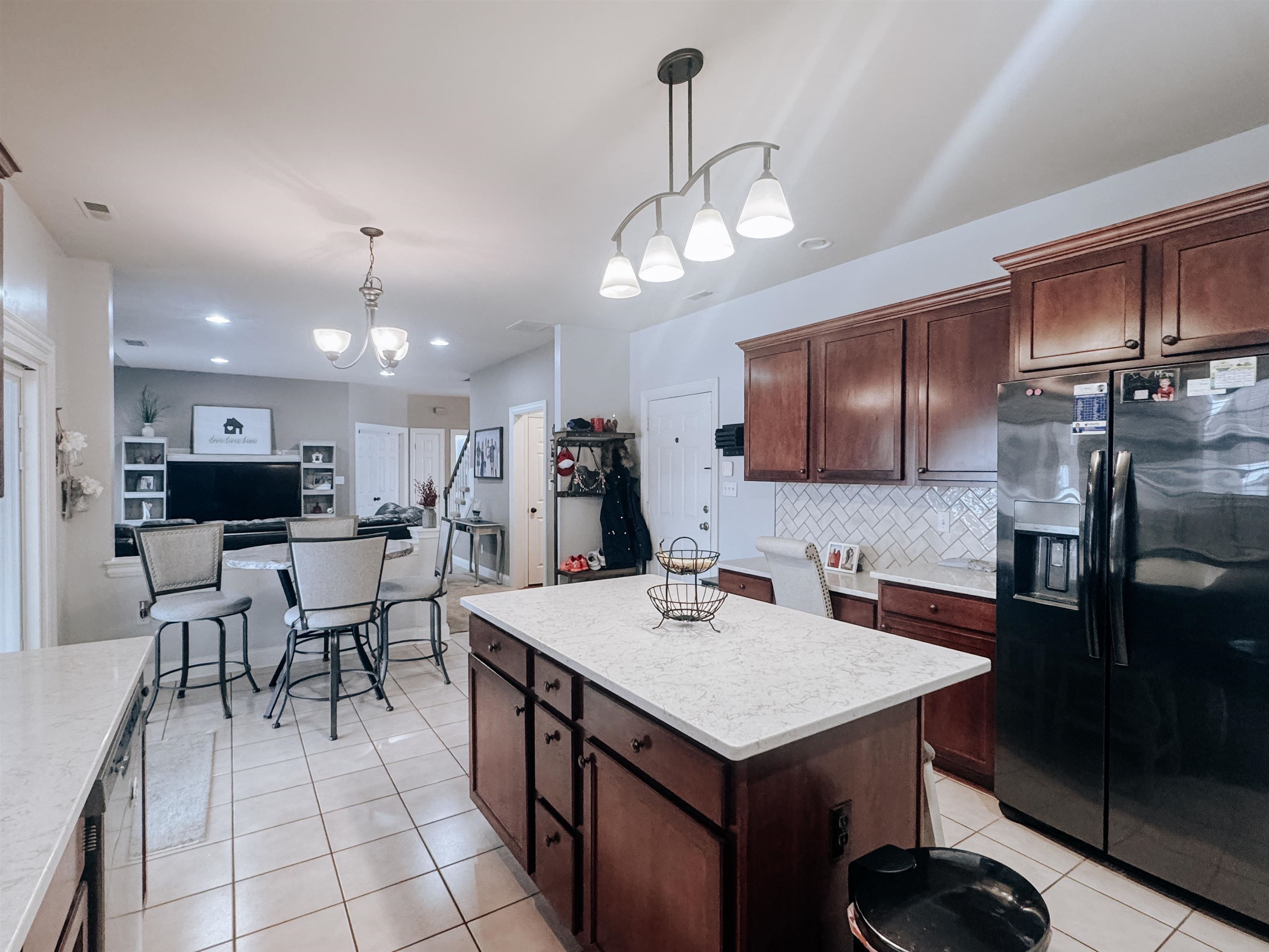 2969 Waterside Way, Owensboro, Kentucky 42303, 4 Bedrooms Bedrooms, ,2 BathroomsBathrooms,Single Family Residence,For Sale,Waterside Way,94045