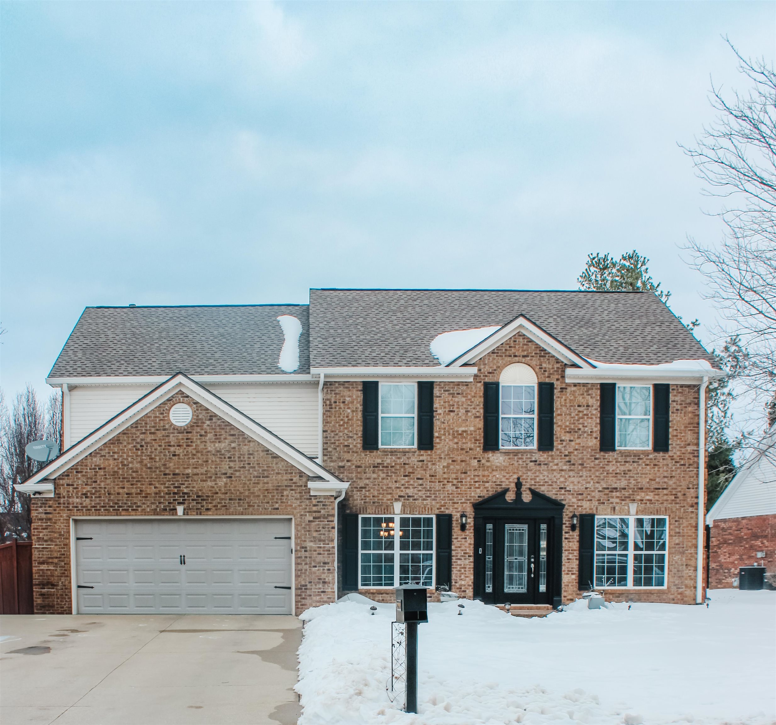 2969 Waterside Way, Owensboro, Kentucky 42303, 4 Bedrooms Bedrooms, ,2 BathroomsBathrooms,Single Family Residence,For Sale,Waterside Way,94045