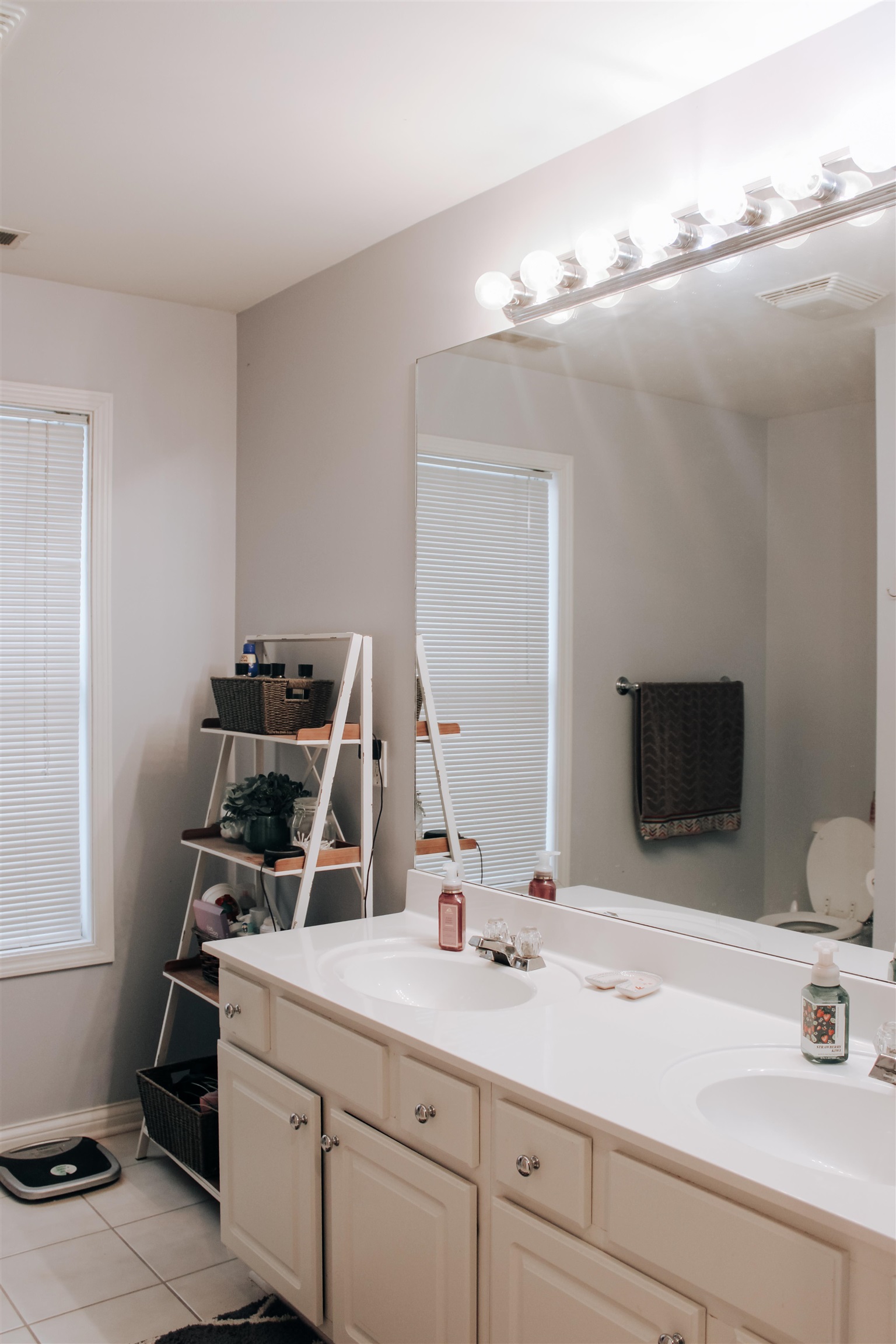 2969 Waterside Way, Owensboro, Kentucky 42303, 4 Bedrooms Bedrooms, ,2 BathroomsBathrooms,Single Family Residence,For Sale,Waterside Way,94045