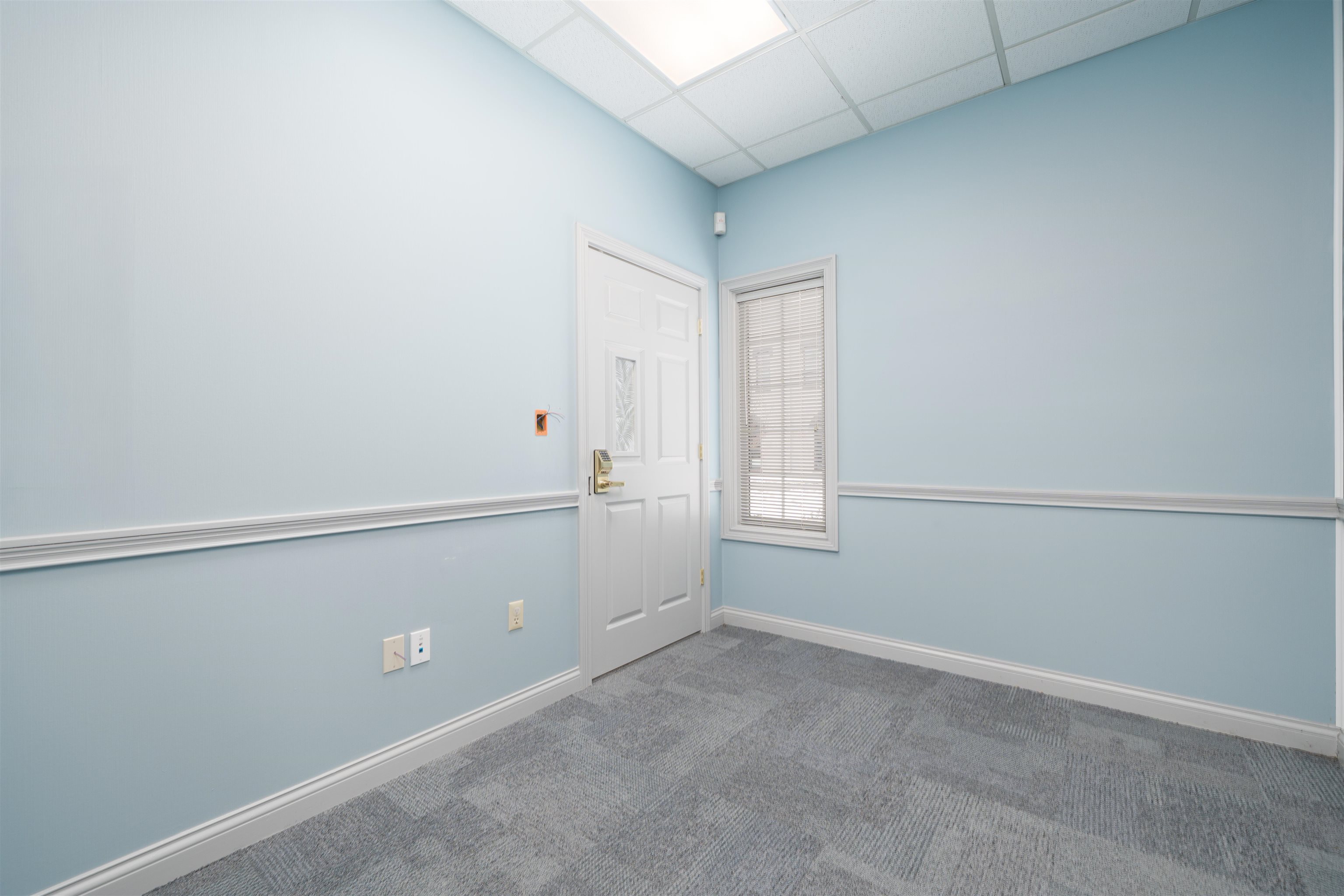 401 Frederica Street 101C, Owensboro, Kentucky 42301, ,Office,For Sale,Frederica Street 101C,94048