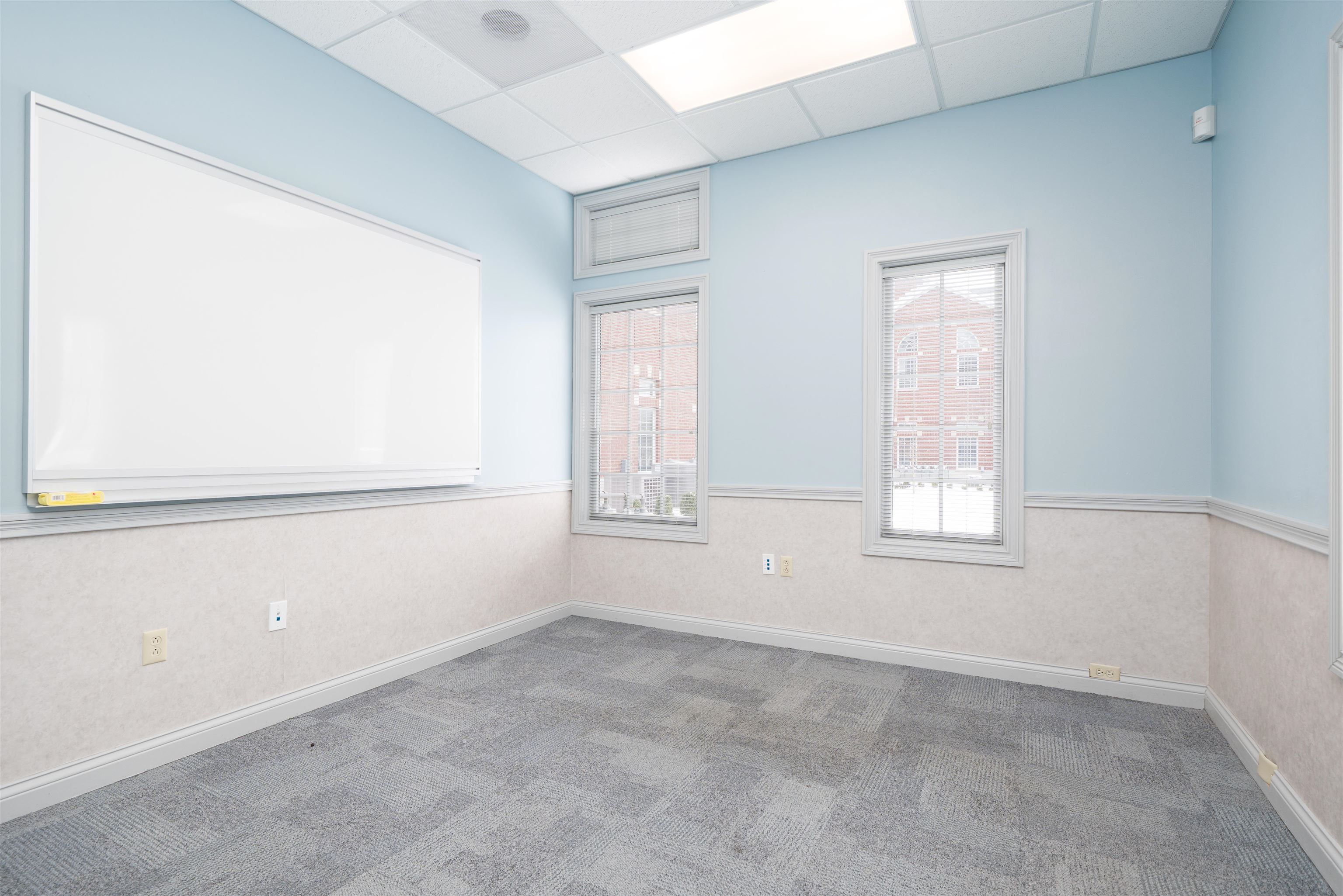 401 Frederica Street 101C, Owensboro, Kentucky 42301, ,Office,For Sale,Frederica Street 101C,94048