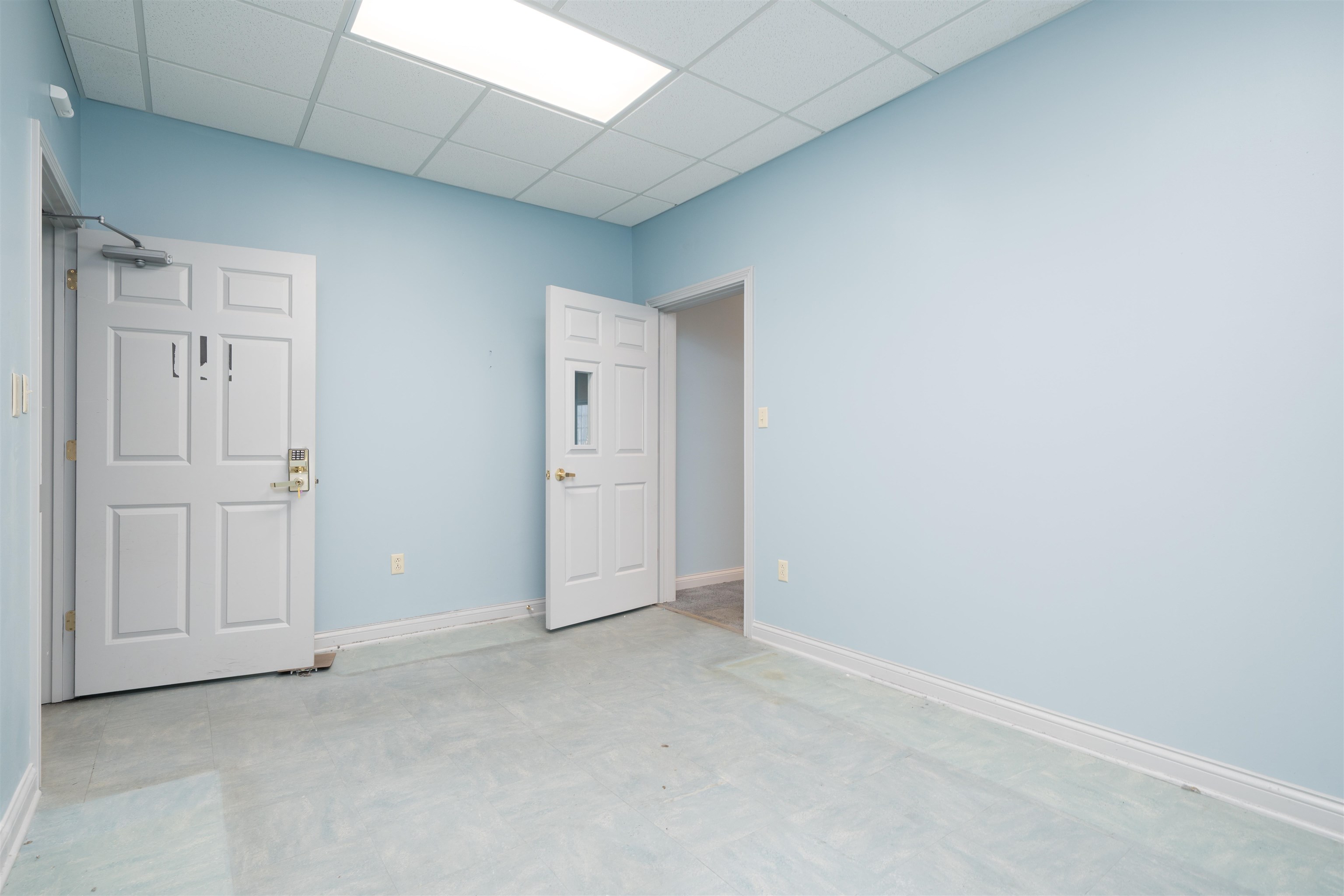 401 Frederica Street 101C, Owensboro, Kentucky 42301, ,Office,For Sale,Frederica Street 101C,94048