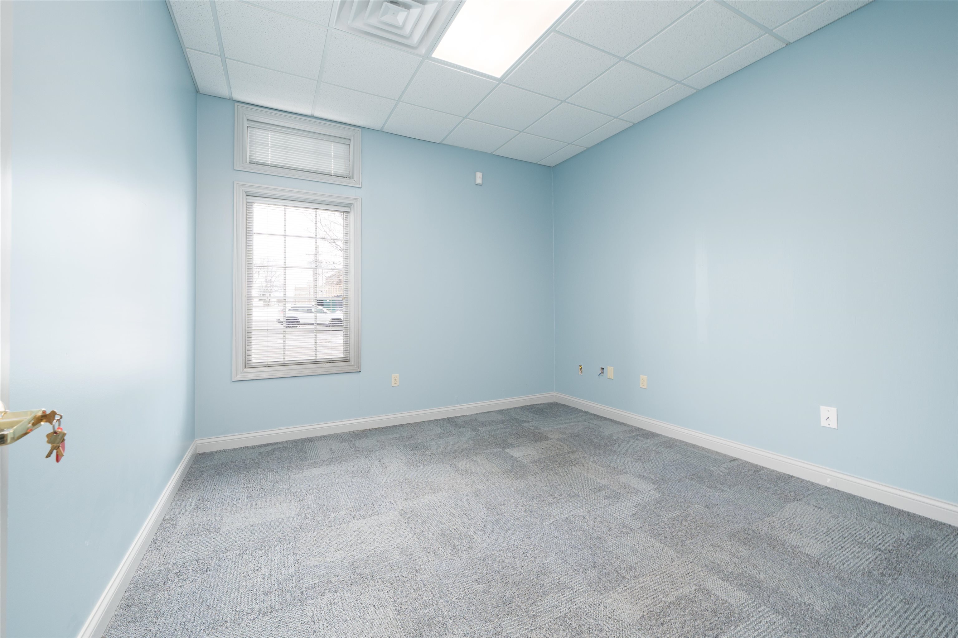 401 Frederica Street 101C, Owensboro, Kentucky 42301, ,Office,For Sale,Frederica Street 101C,94048