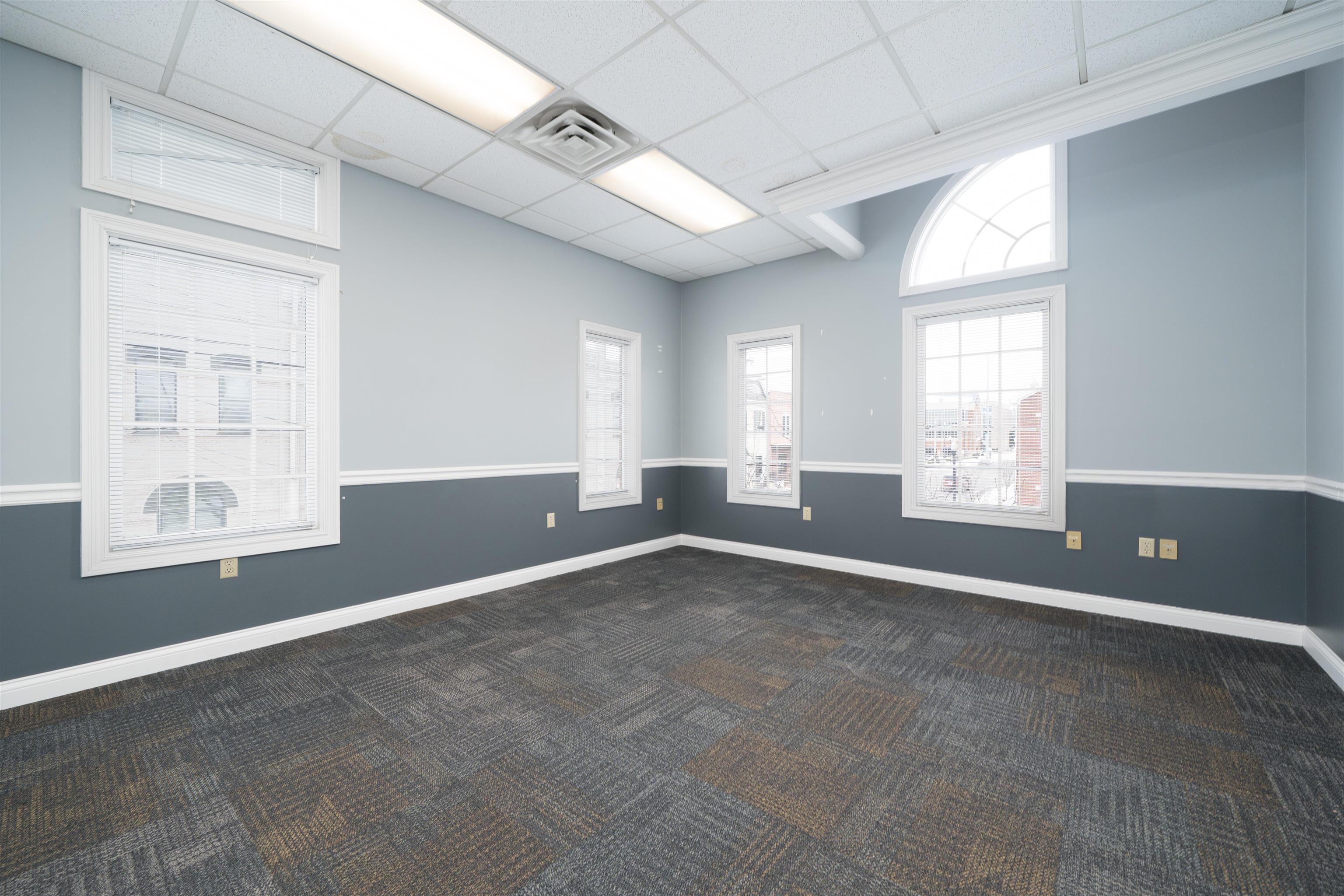 401 Frederica Street Suite 101A, Owensboro, Kentucky 42303, ,Office,For Sale,Frederica Street Suite 101A,94050