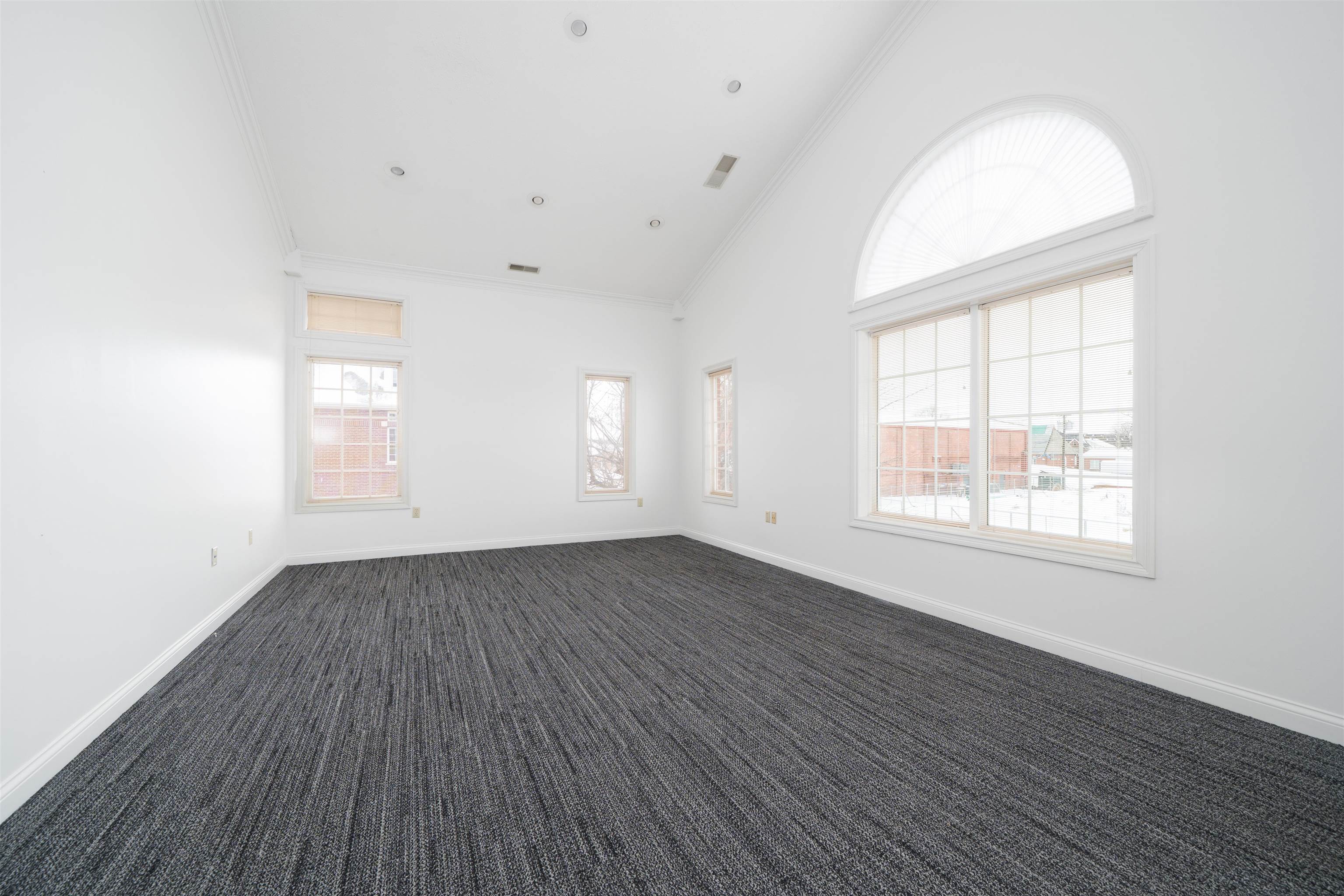 401 Frederica Street Suite 101A, Owensboro, Kentucky 42303, ,Office,For Sale,Frederica Street Suite 101A,94050