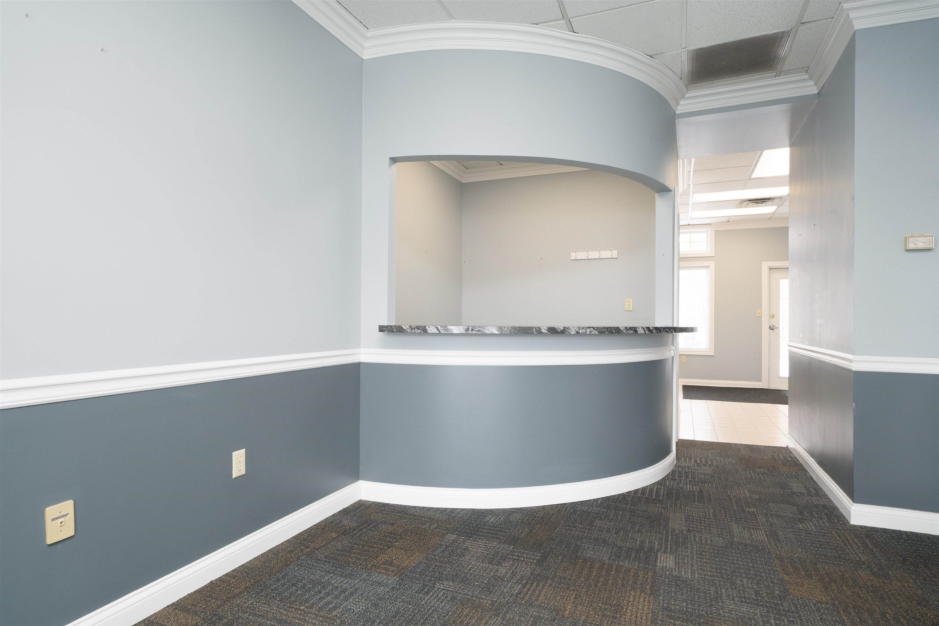 401 Frederica Street Suite 101A, Owensboro, Kentucky 42303, ,Office,For Sale,Frederica Street Suite 101A,94050