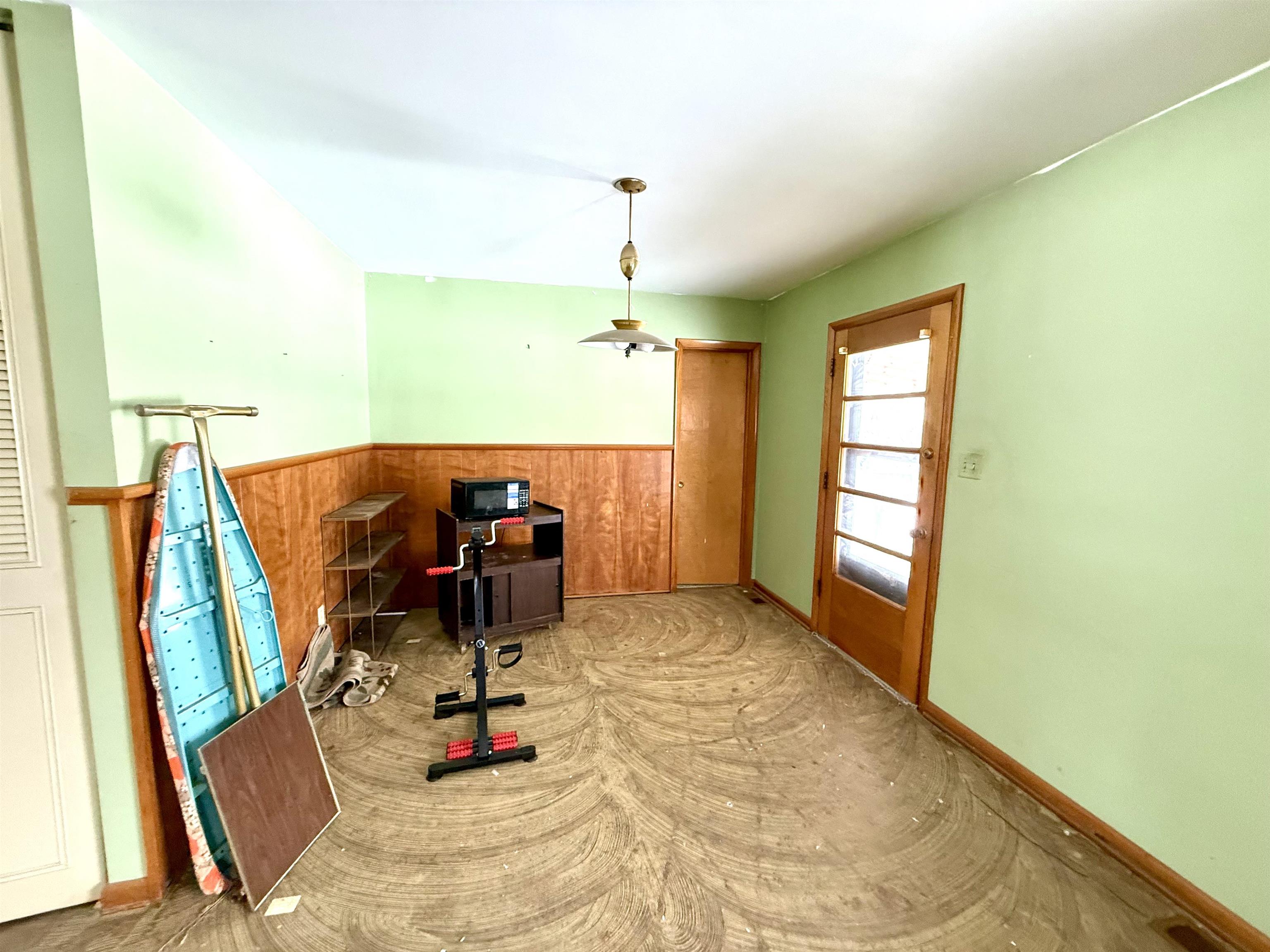 3332 Comanche Place, Owensboro, Kentucky 42301-5963, 3 Bedrooms Bedrooms, ,2 BathroomsBathrooms,Single Family Residence,For Sale,Comanche Place,94056