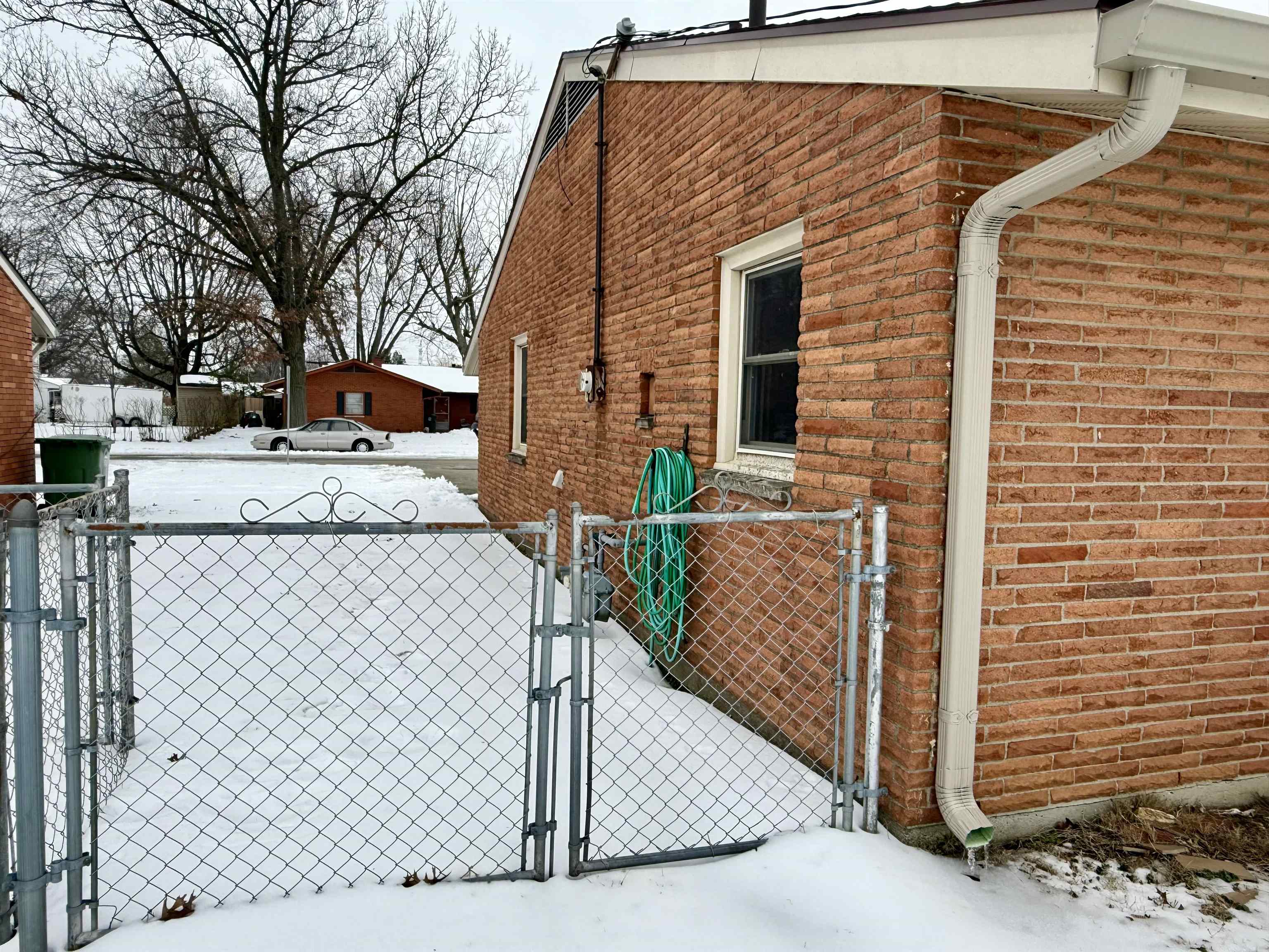 3332 Comanche Place, Owensboro, Kentucky 42301-5963, 3 Bedrooms Bedrooms, ,2 BathroomsBathrooms,Single Family Residence,For Sale,Comanche Place,94056