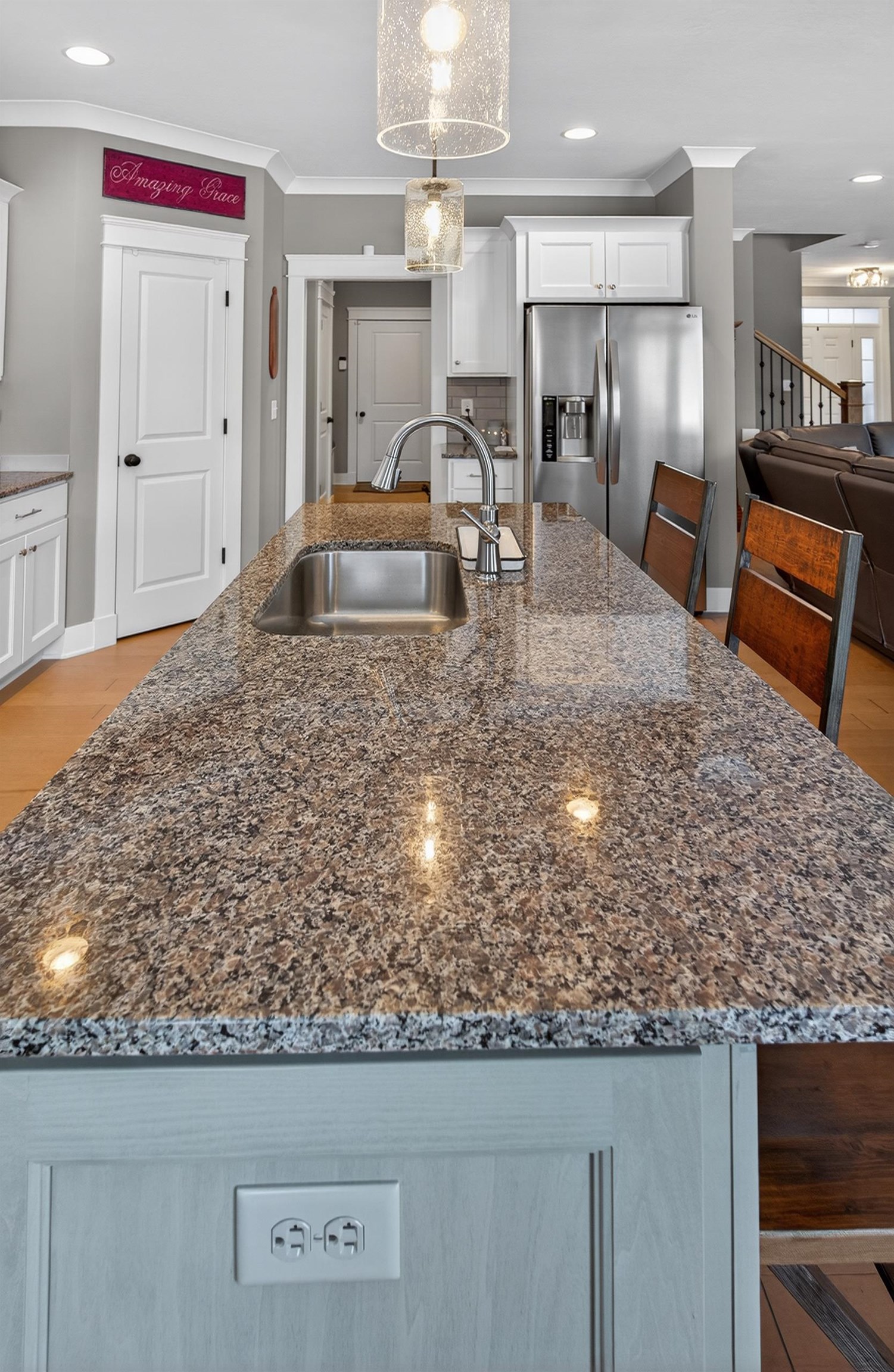 511 Westbriar Circle, NEWBURGH, Indiana 47630-2450, 4 Bedrooms Bedrooms, ,3 BathroomsBathrooms,Single Family Residence,For Sale,Westbriar Circle,94057