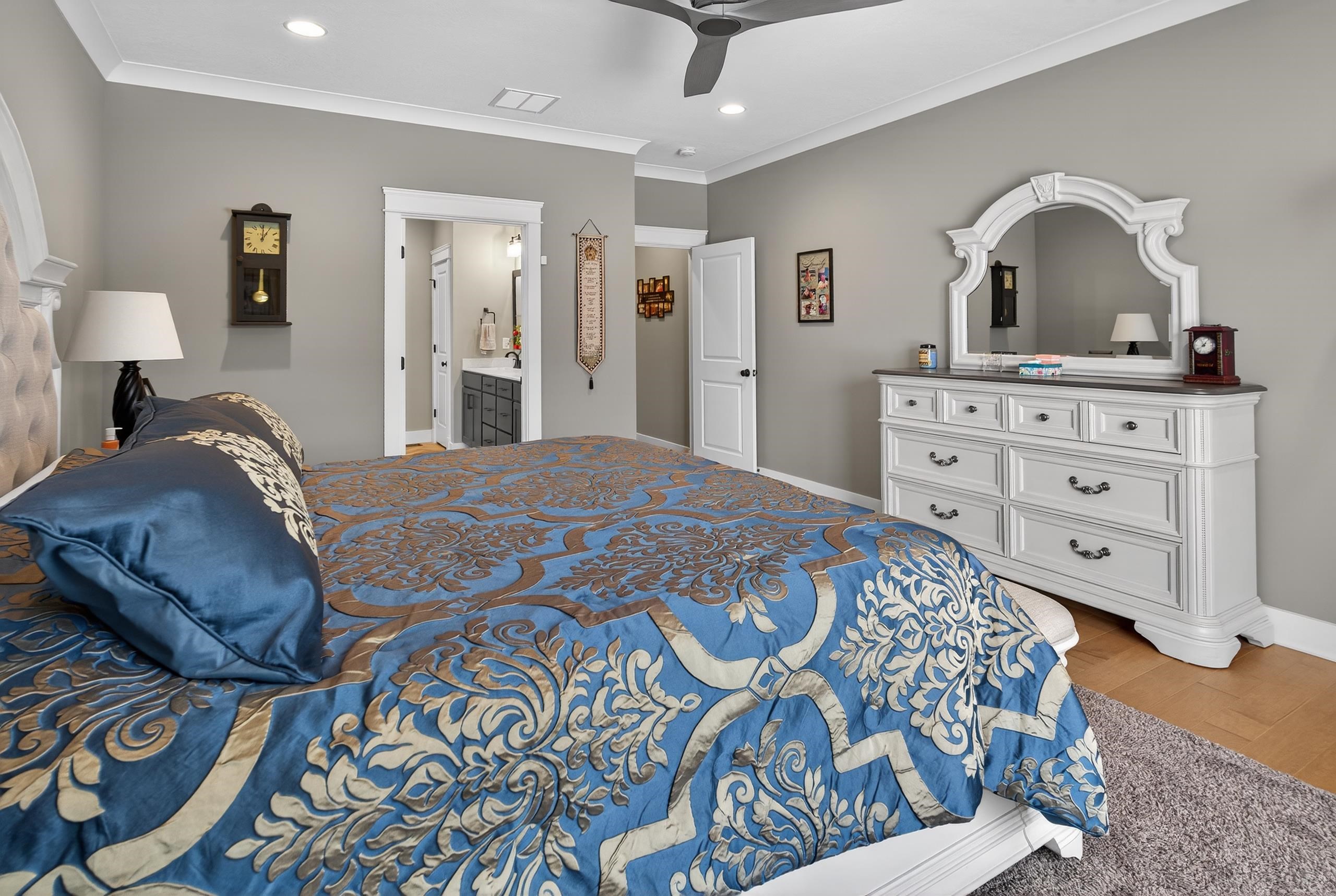 511 Westbriar Circle, NEWBURGH, Indiana 47630-2450, 4 Bedrooms Bedrooms, ,3 BathroomsBathrooms,Single Family Residence,For Sale,Westbriar Circle,94057