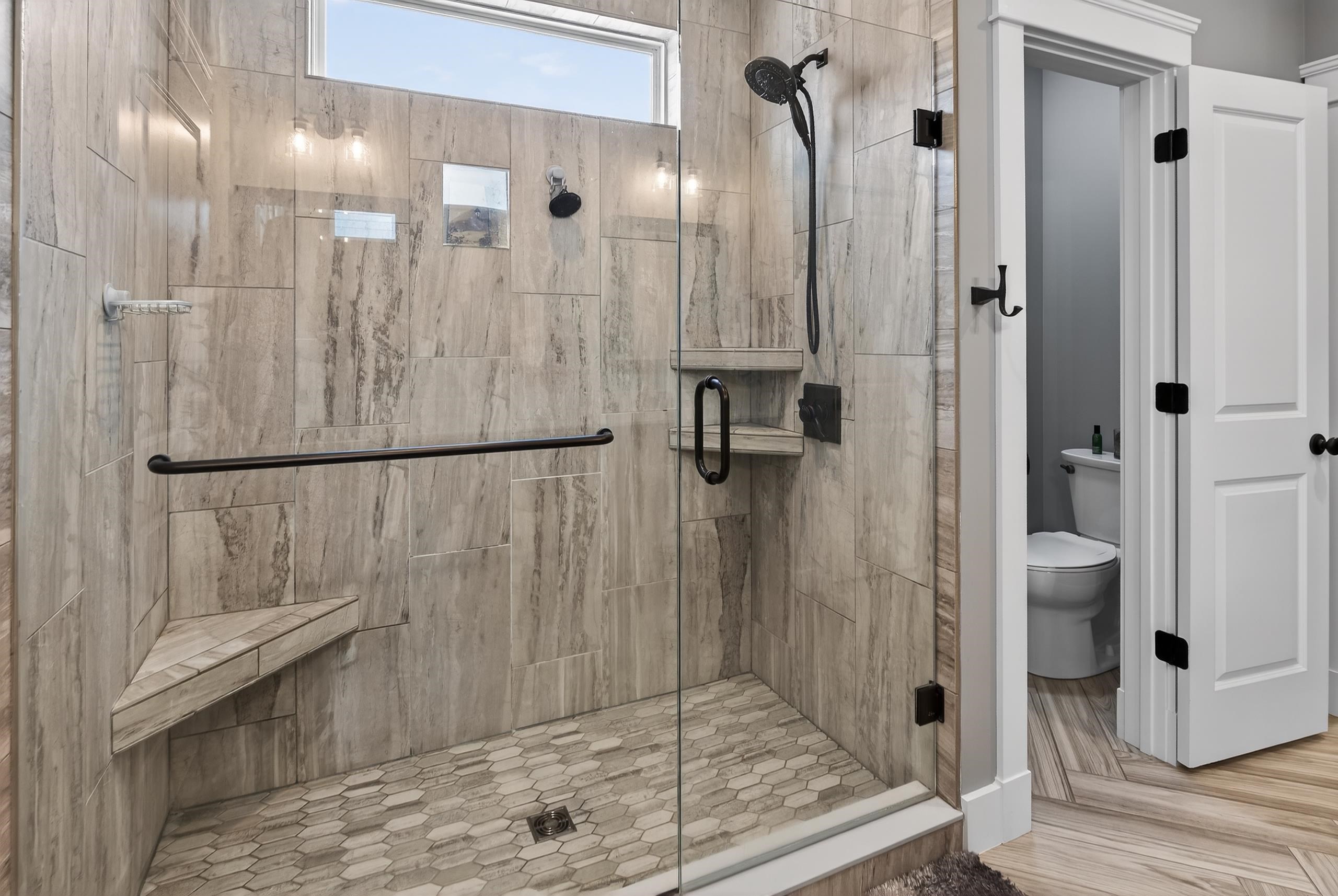 511 Westbriar Circle, NEWBURGH, Indiana 47630-2450, 4 Bedrooms Bedrooms, ,3 BathroomsBathrooms,Single Family Residence,For Sale,Westbriar Circle,94057