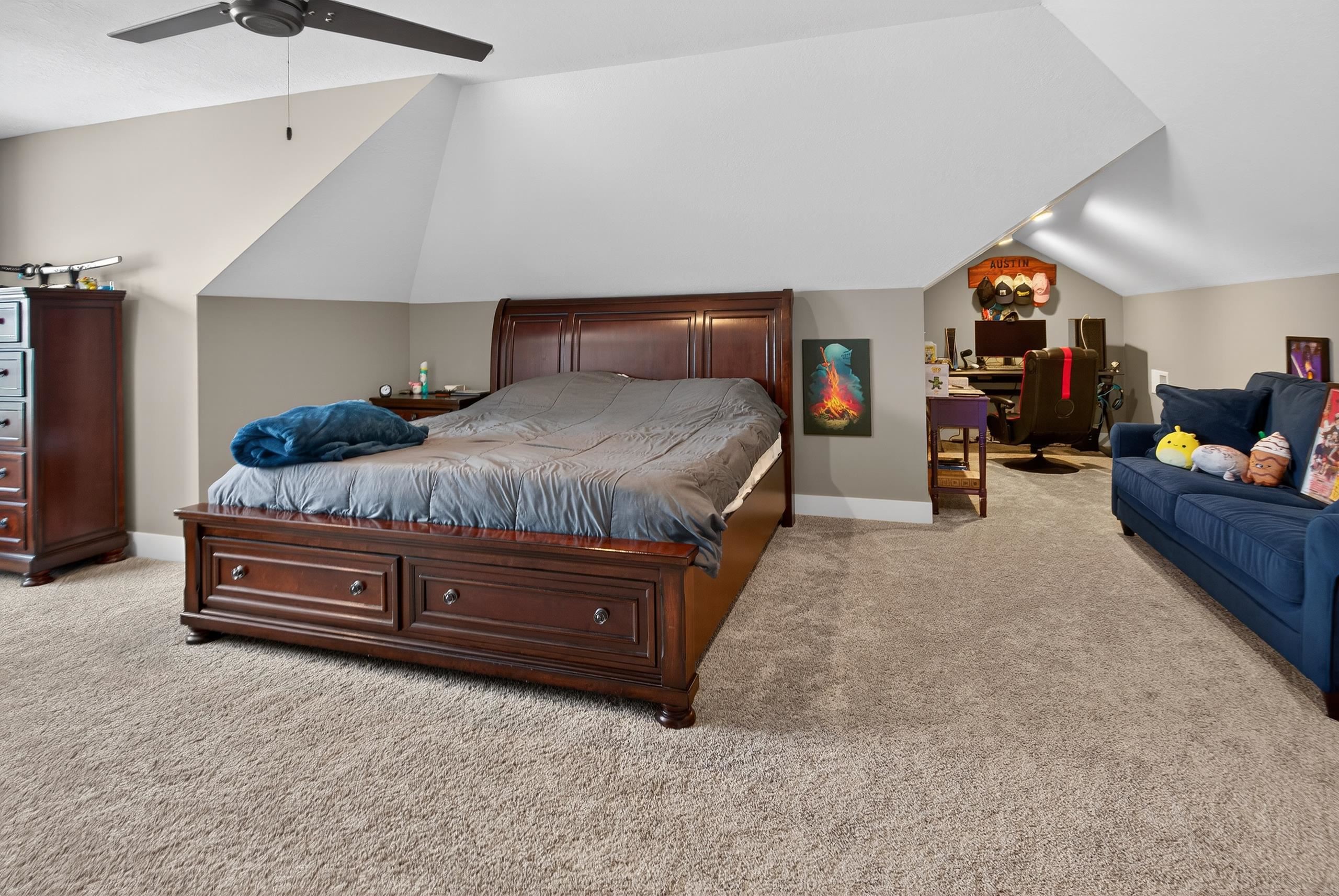 511 Westbriar Circle, NEWBURGH, Indiana 47630-2450, 4 Bedrooms Bedrooms, ,3 BathroomsBathrooms,Single Family Residence,For Sale,Westbriar Circle,94057