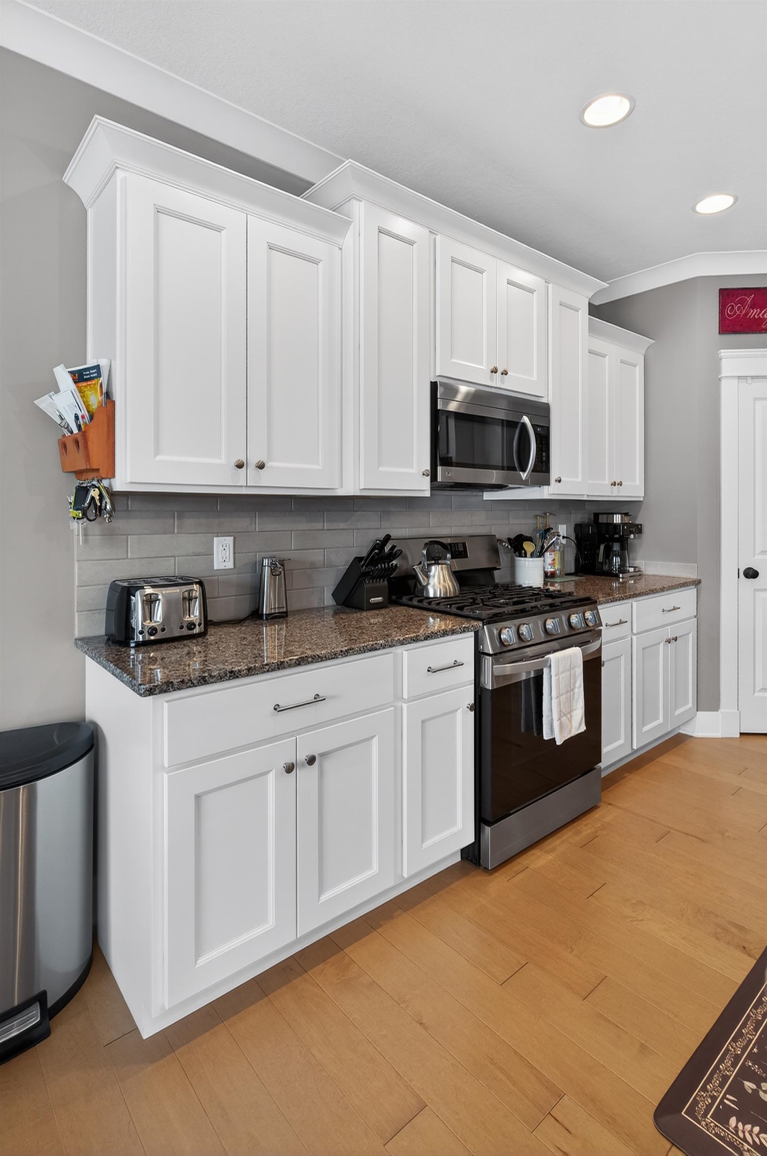 511 Westbriar Circle, NEWBURGH, Indiana 47630-2450, 4 Bedrooms Bedrooms, ,3 BathroomsBathrooms,Single Family Residence,For Sale,Westbriar Circle,94057