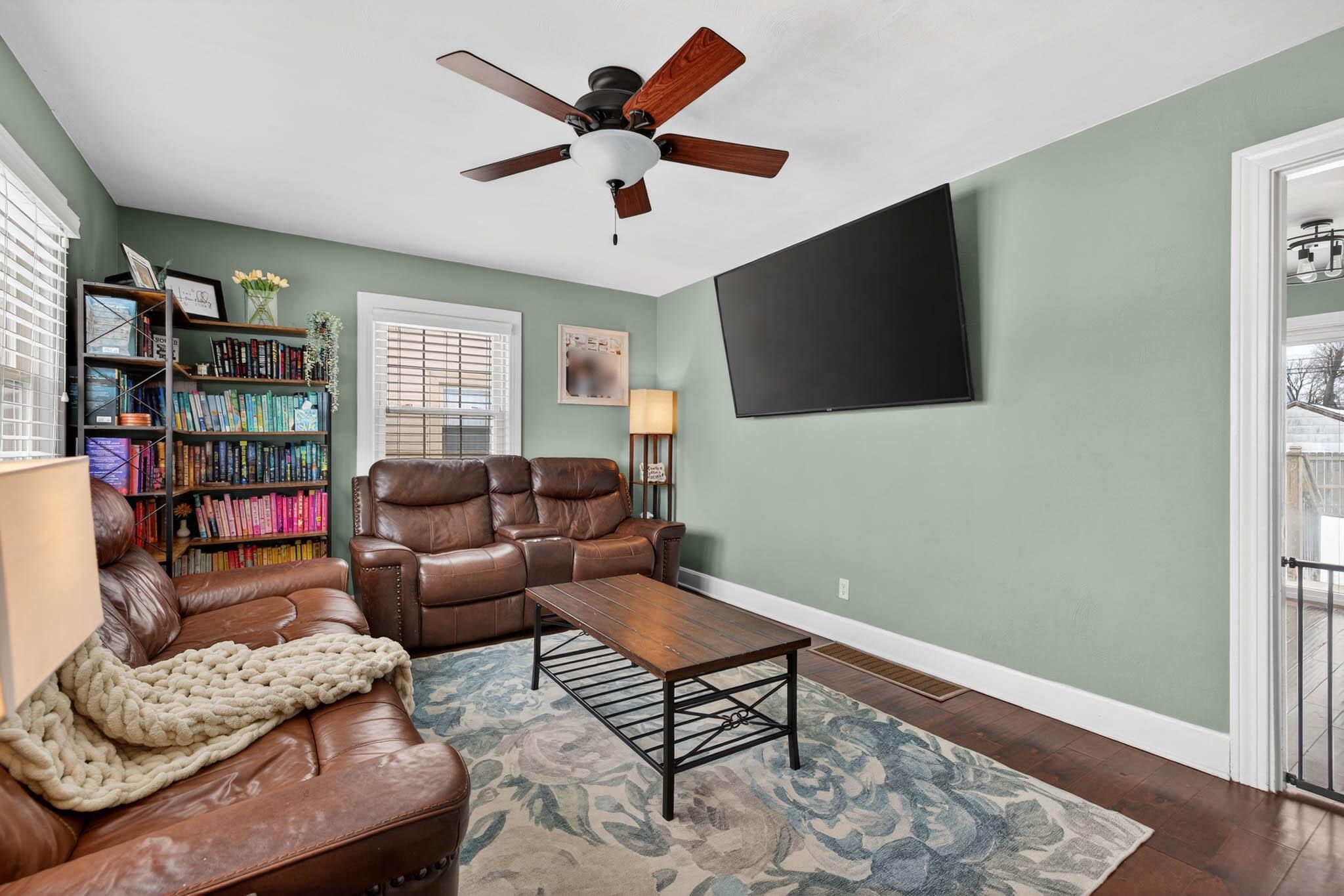 3043 St. Ann St., Owensboro, Kentucky 42303, 4 Bedrooms Bedrooms, ,1 BathroomBathrooms,Single Family Residence,For Sale,St. Ann St.,94058