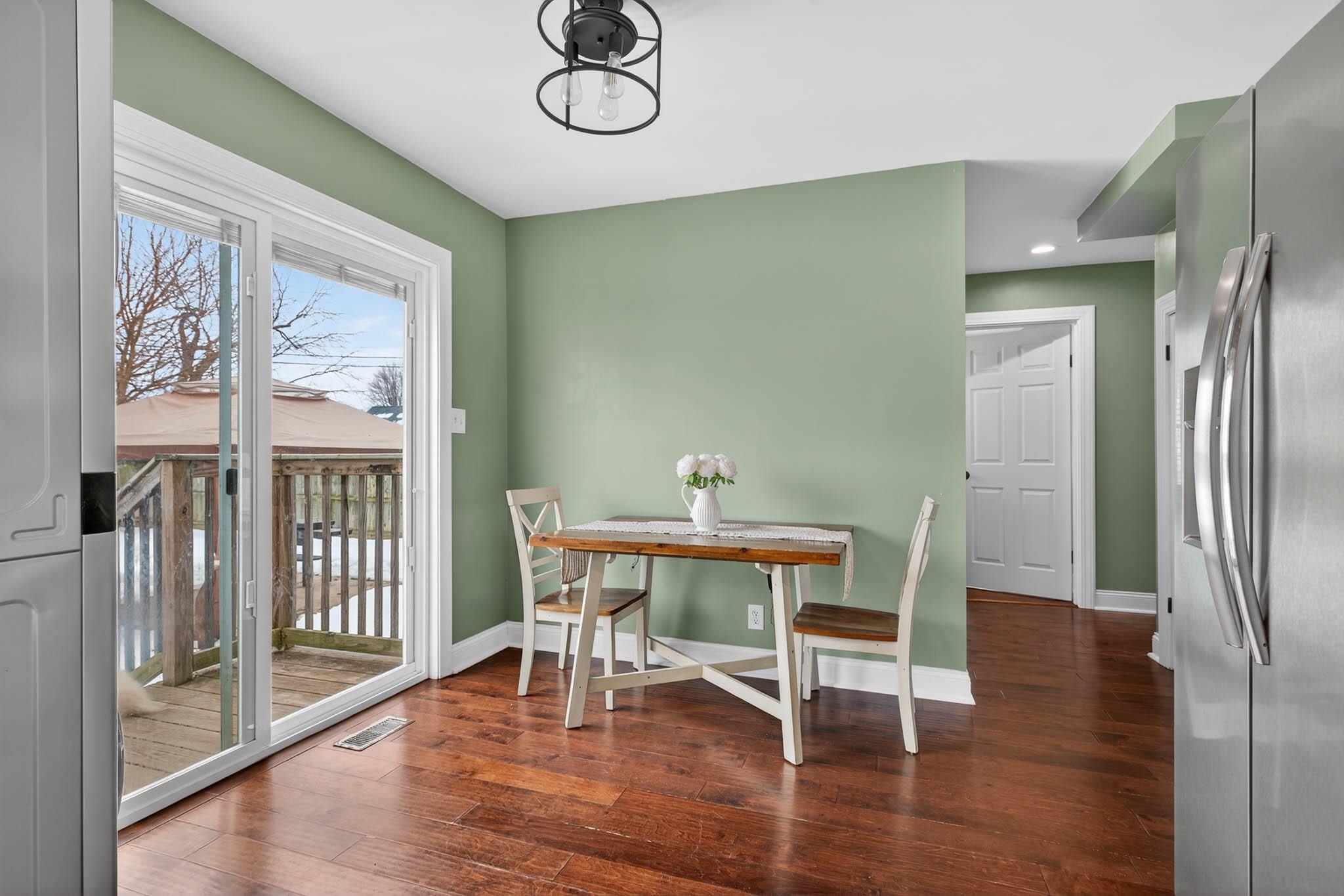 3043 St. Ann St., Owensboro, Kentucky 42303, 4 Bedrooms Bedrooms, ,1 BathroomBathrooms,Single Family Residence,For Sale,St. Ann St.,94058