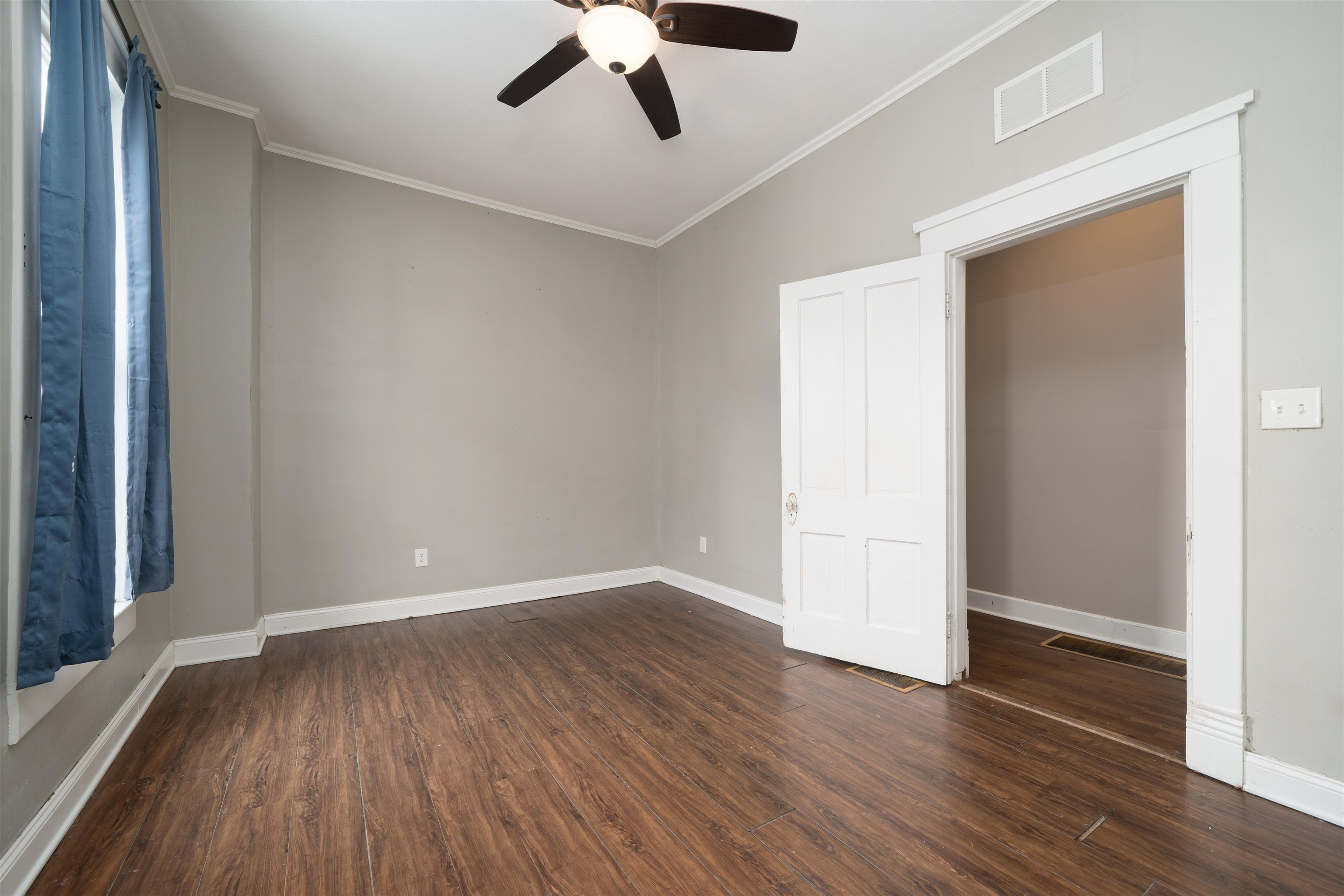 420 Clay Street, Owensboro, Kentucky 42303, 3 Bedrooms Bedrooms, ,1 BathroomBathrooms,Single Family Residence,For Sale,Clay Street,94059