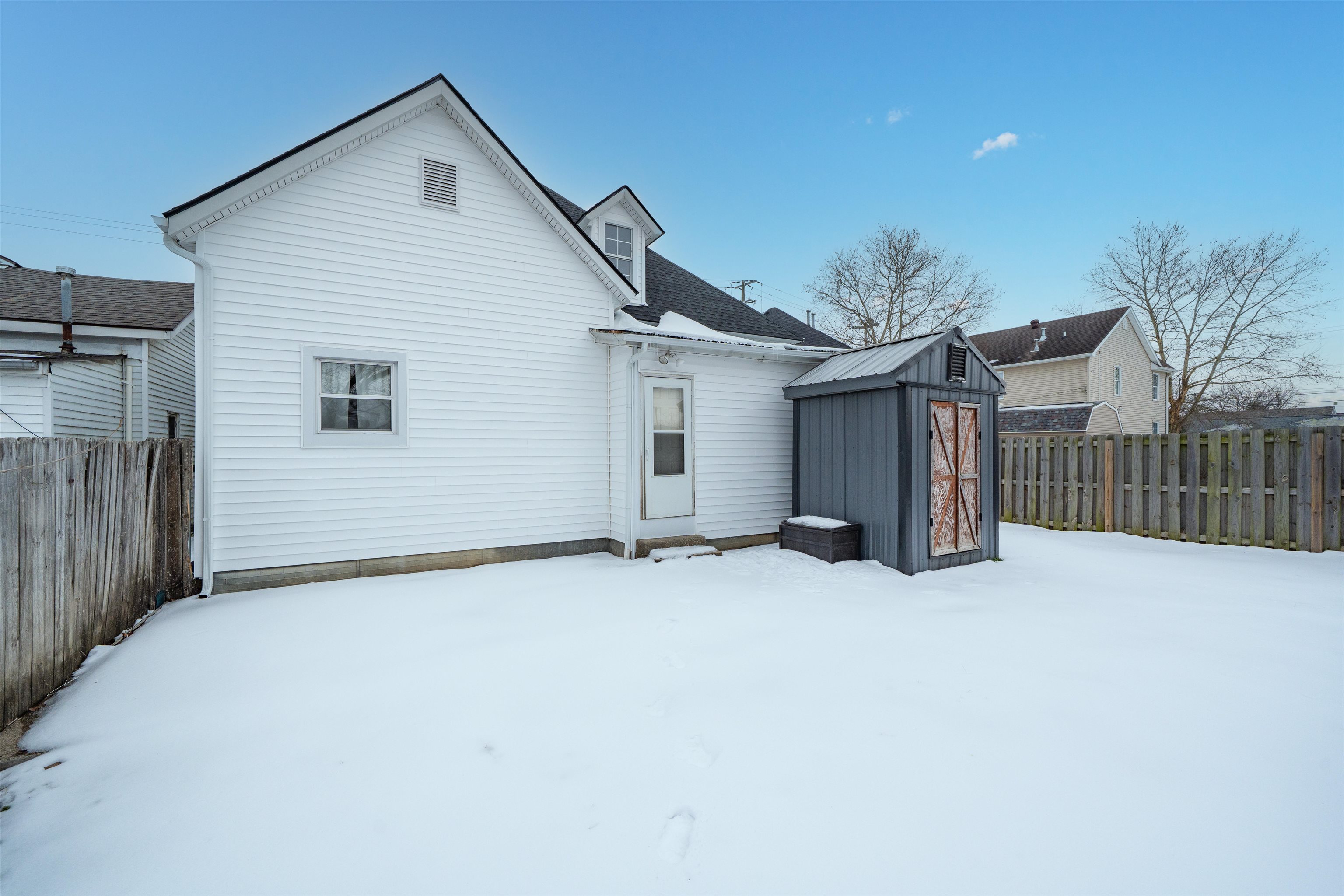 420 Clay Street, Owensboro, Kentucky 42303, 3 Bedrooms Bedrooms, ,1 BathroomBathrooms,Single Family Residence,For Sale,Clay Street,94059