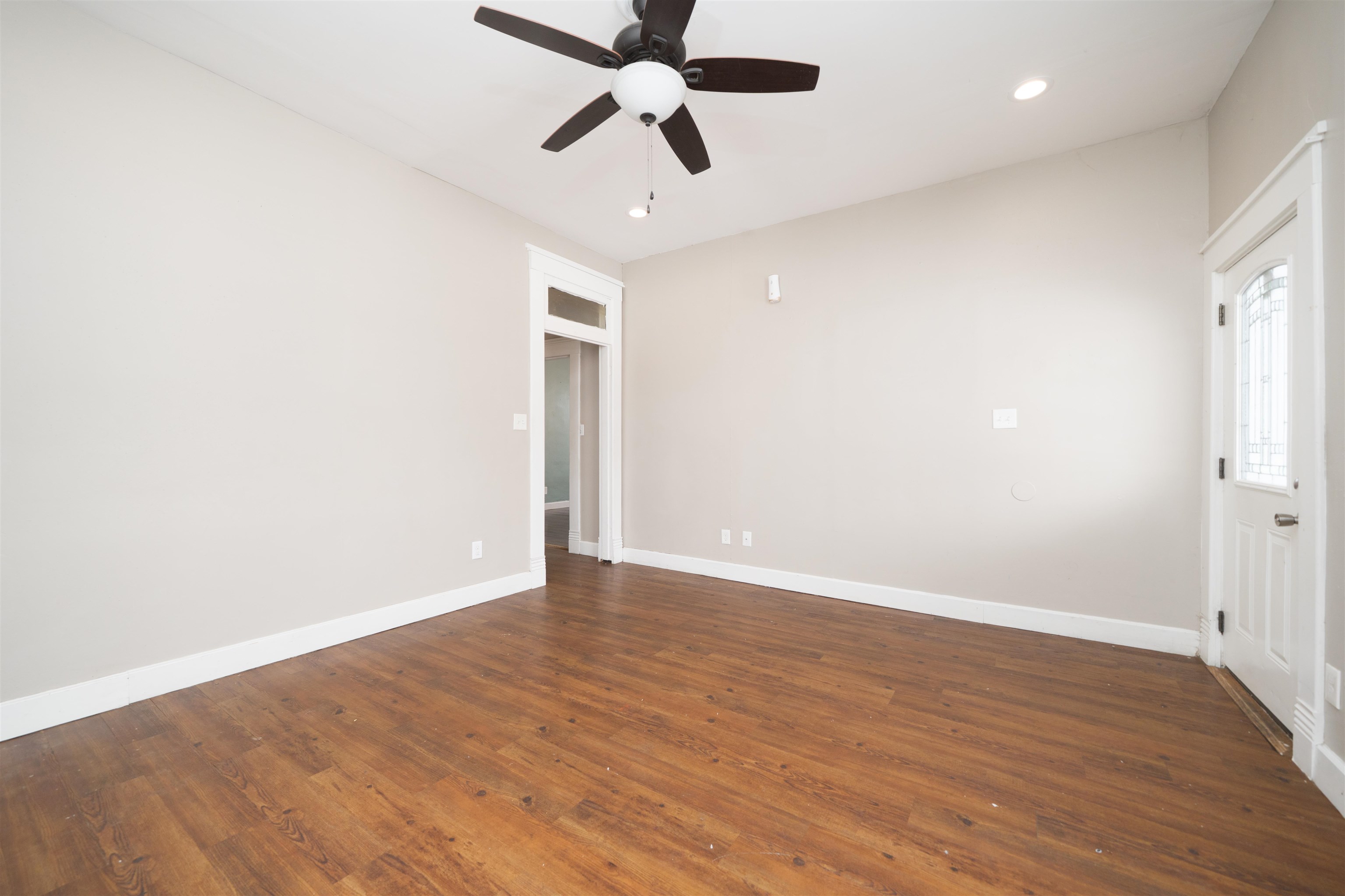 420 Clay Street, Owensboro, Kentucky 42303, 3 Bedrooms Bedrooms, ,1 BathroomBathrooms,Single Family Residence,For Sale,Clay Street,94059