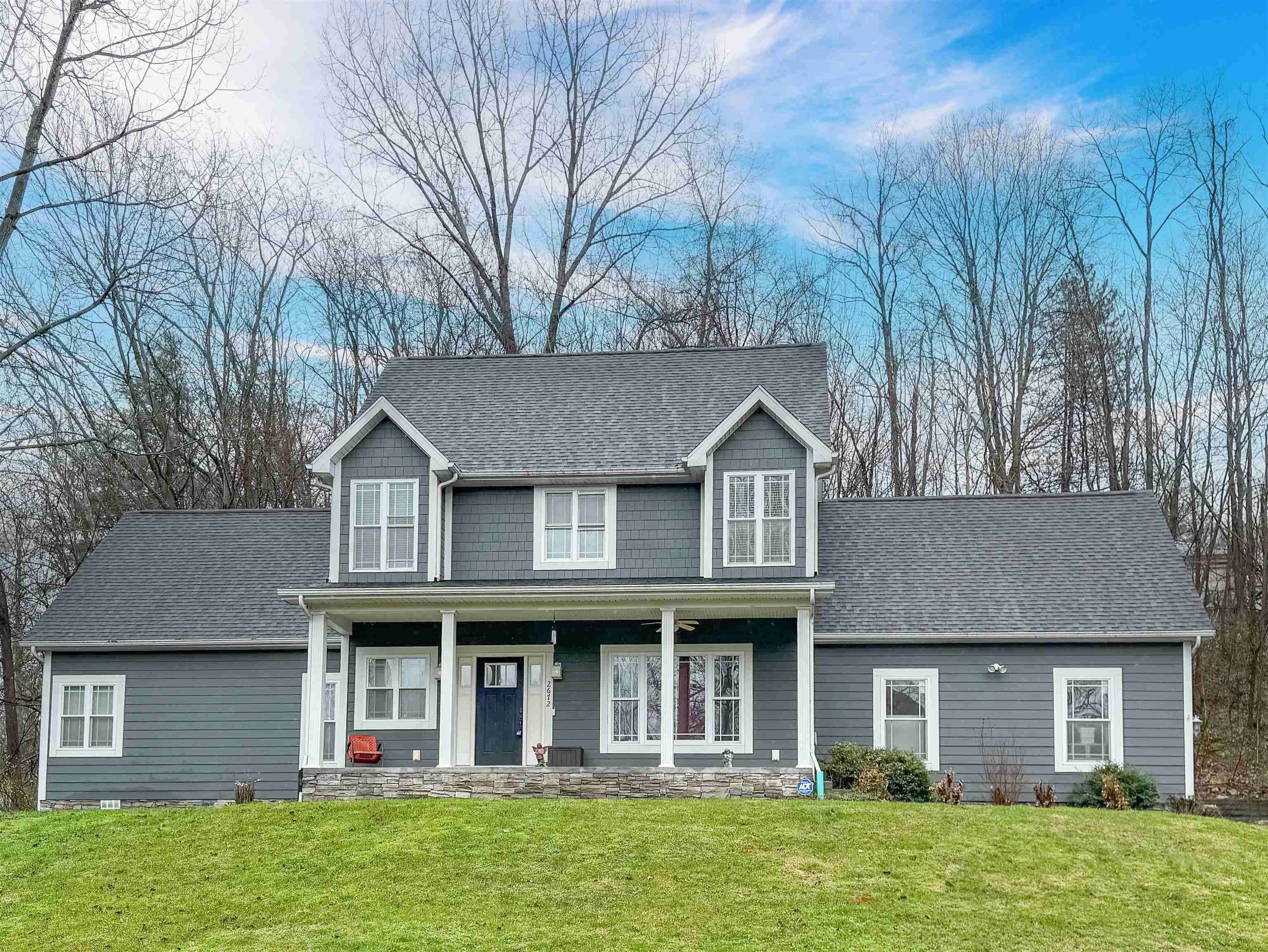 2672 Stonegate Dr, Henderson, Kentucky 42420, 5 Bedrooms Bedrooms, ,2 BathroomsBathrooms,Single Family Residence,For Sale,Stonegate Dr,94061