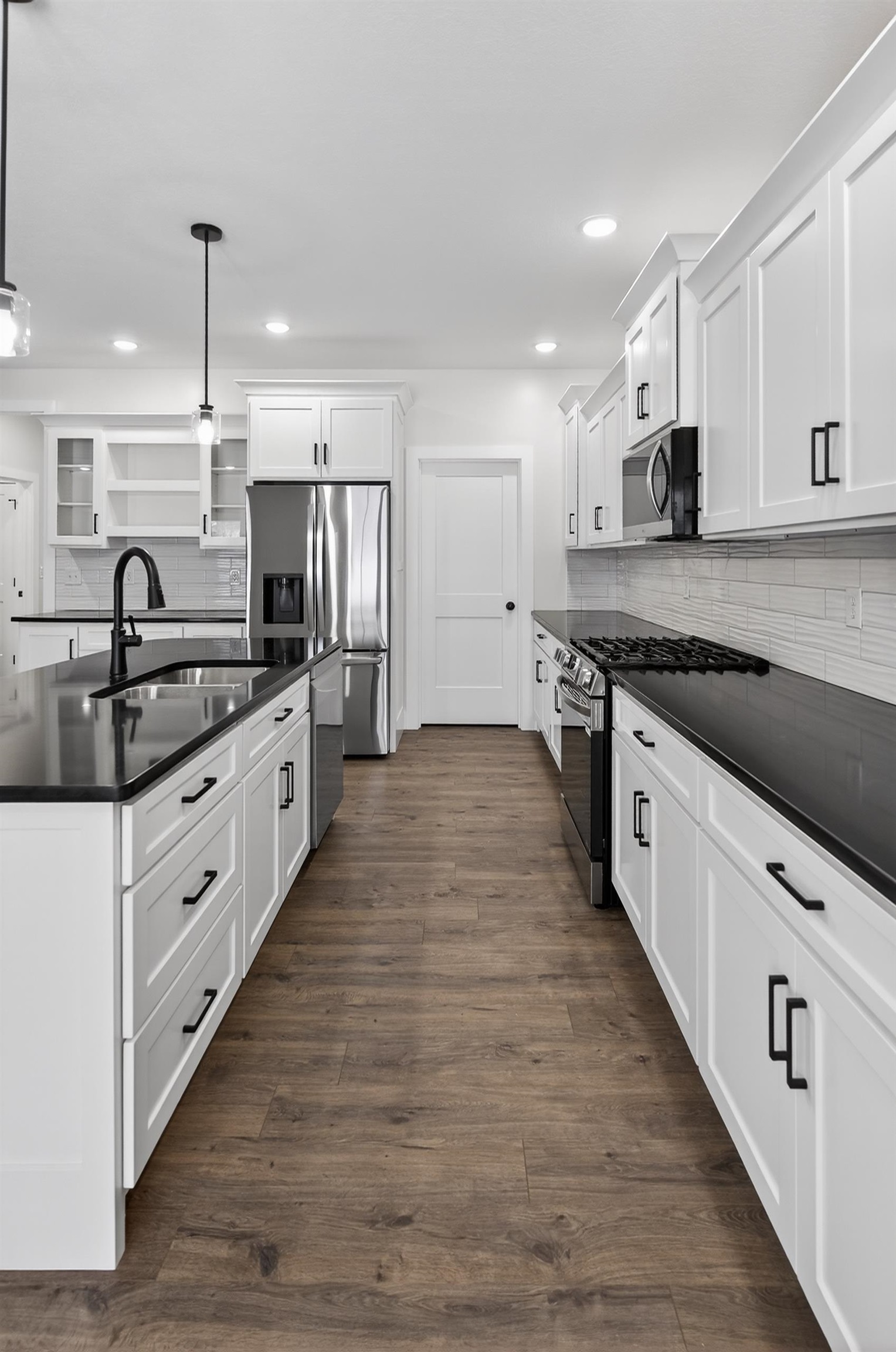 6021 Glencrest Court, NEWBURGH, Indiana 47630, 4 Bedrooms Bedrooms, ,3 BathroomsBathrooms,Single Family Residence,For Sale,Glencrest Court,94063