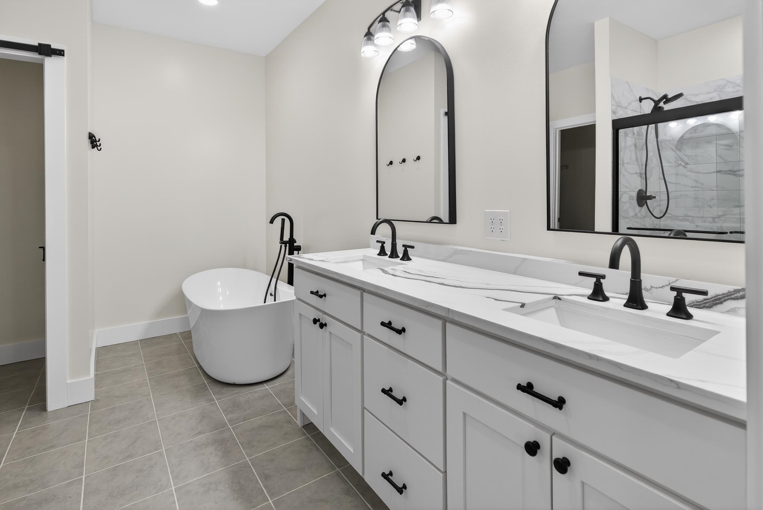 6021 Glencrest Court, NEWBURGH, Indiana 47630, 4 Bedrooms Bedrooms, ,3 BathroomsBathrooms,Single Family Residence,For Sale,Glencrest Court,94063