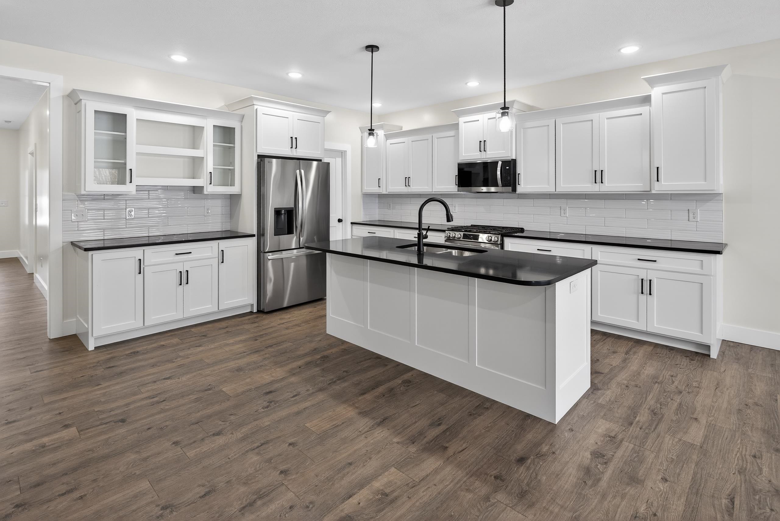 6021 Glencrest Court, NEWBURGH, Indiana 47630, 4 Bedrooms Bedrooms, ,3 BathroomsBathrooms,Single Family Residence,For Sale,Glencrest Court,94063