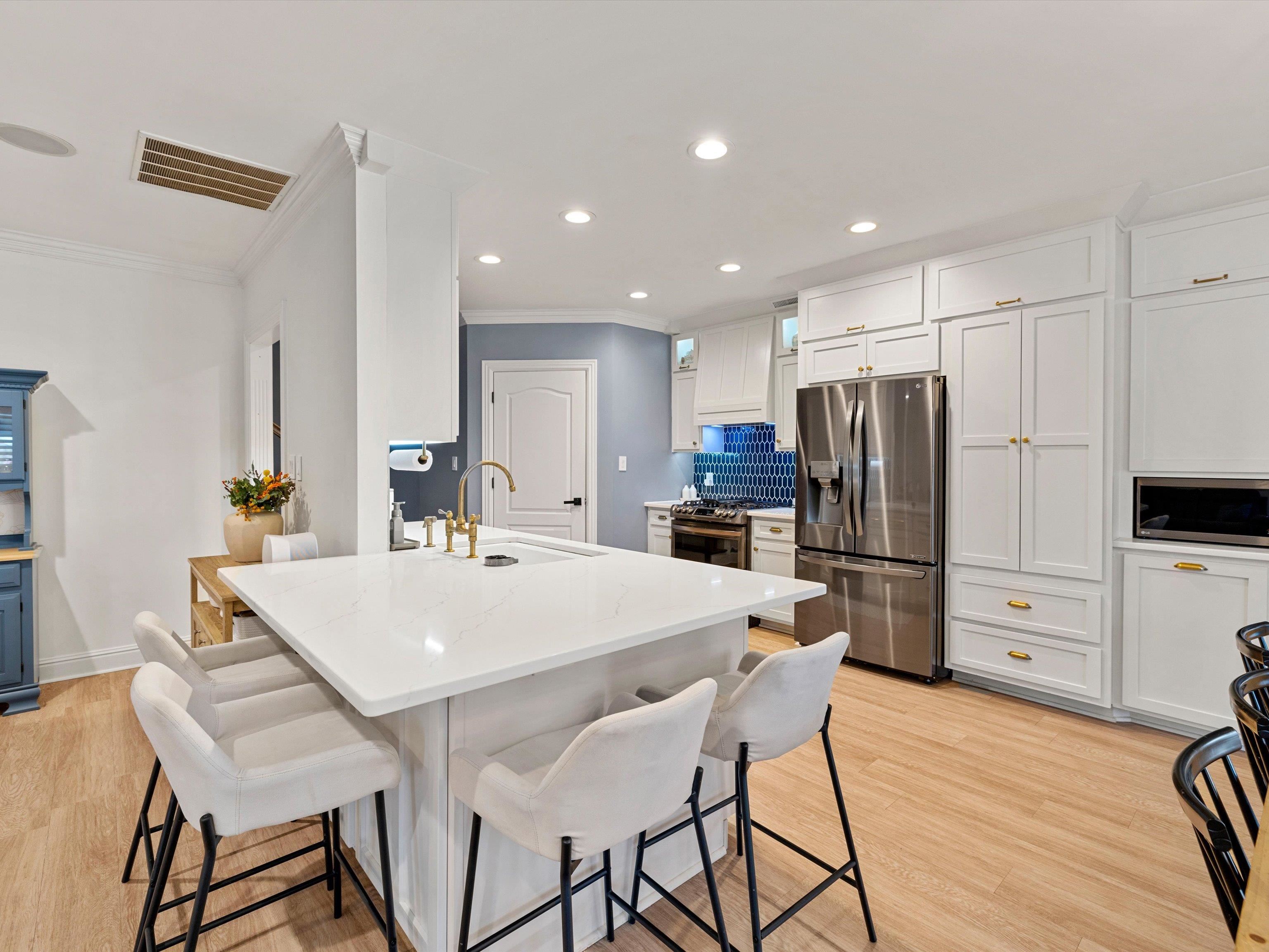 2927 Waterside Way, Owensboro, Kentucky 42303, 4 Bedrooms Bedrooms, ,2 BathroomsBathrooms,Single Family Residence,For Sale,Waterside Way,94066