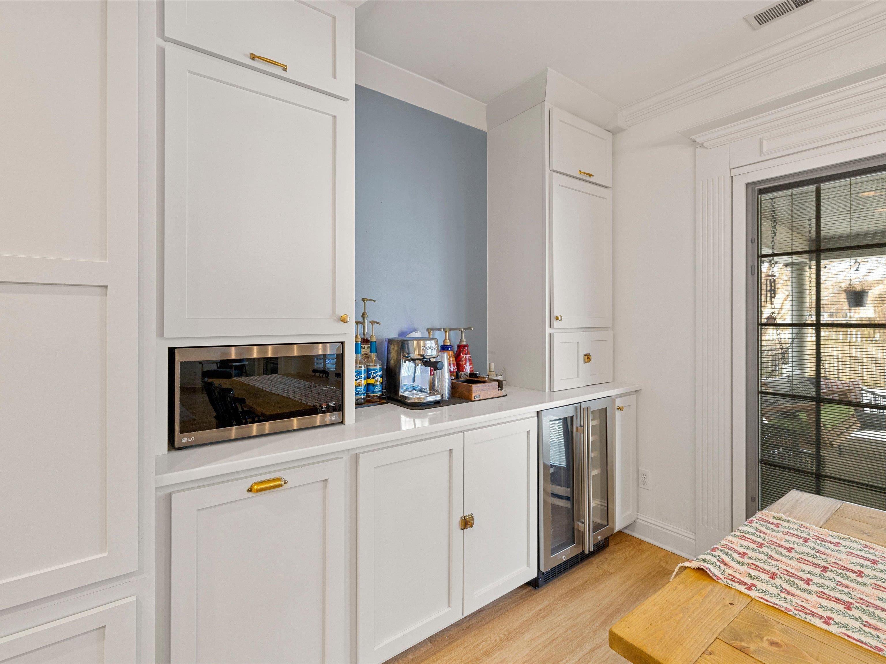 2927 Waterside Way, Owensboro, Kentucky 42303, 4 Bedrooms Bedrooms, ,2 BathroomsBathrooms,Single Family Residence,For Sale,Waterside Way,94066