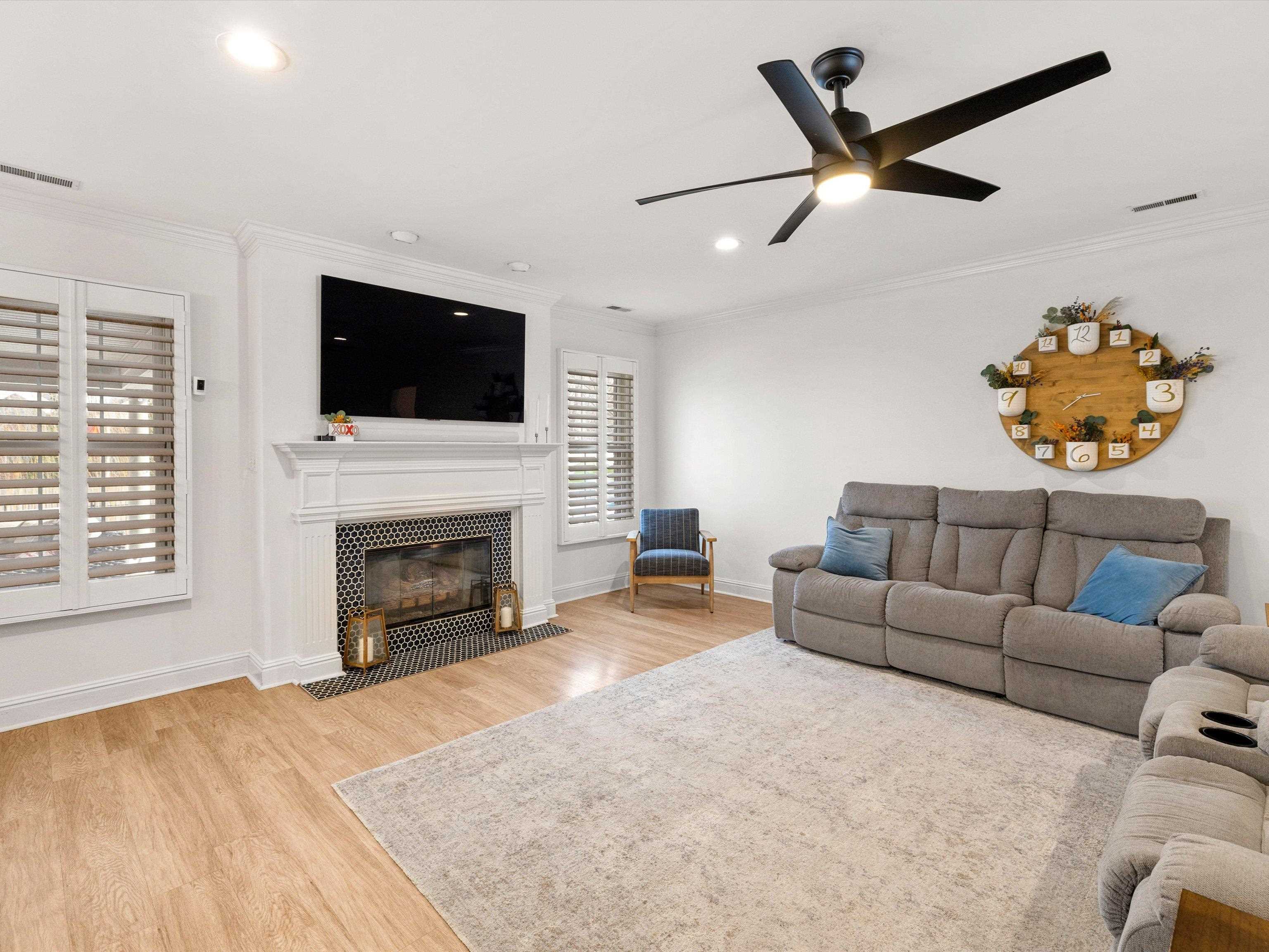 2927 Waterside Way, Owensboro, Kentucky 42303, 4 Bedrooms Bedrooms, ,2 BathroomsBathrooms,Single Family Residence,For Sale,Waterside Way,94066