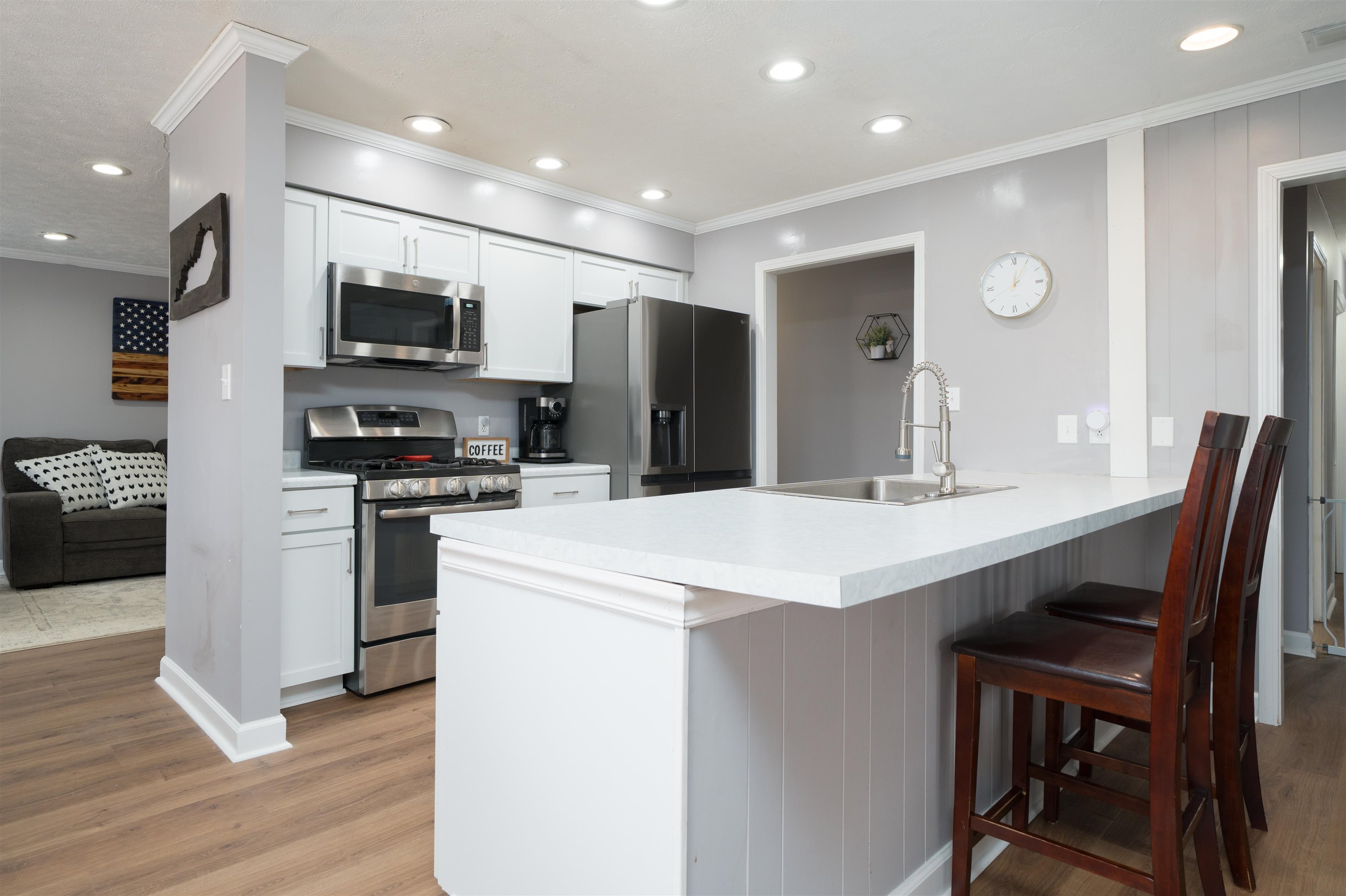 4005 Kensington Pl, Owensboro, Kentucky 42301, 3 Bedrooms Bedrooms, ,2 BathroomsBathrooms,Single Family Residence,For Sale,Kensington Pl,94067