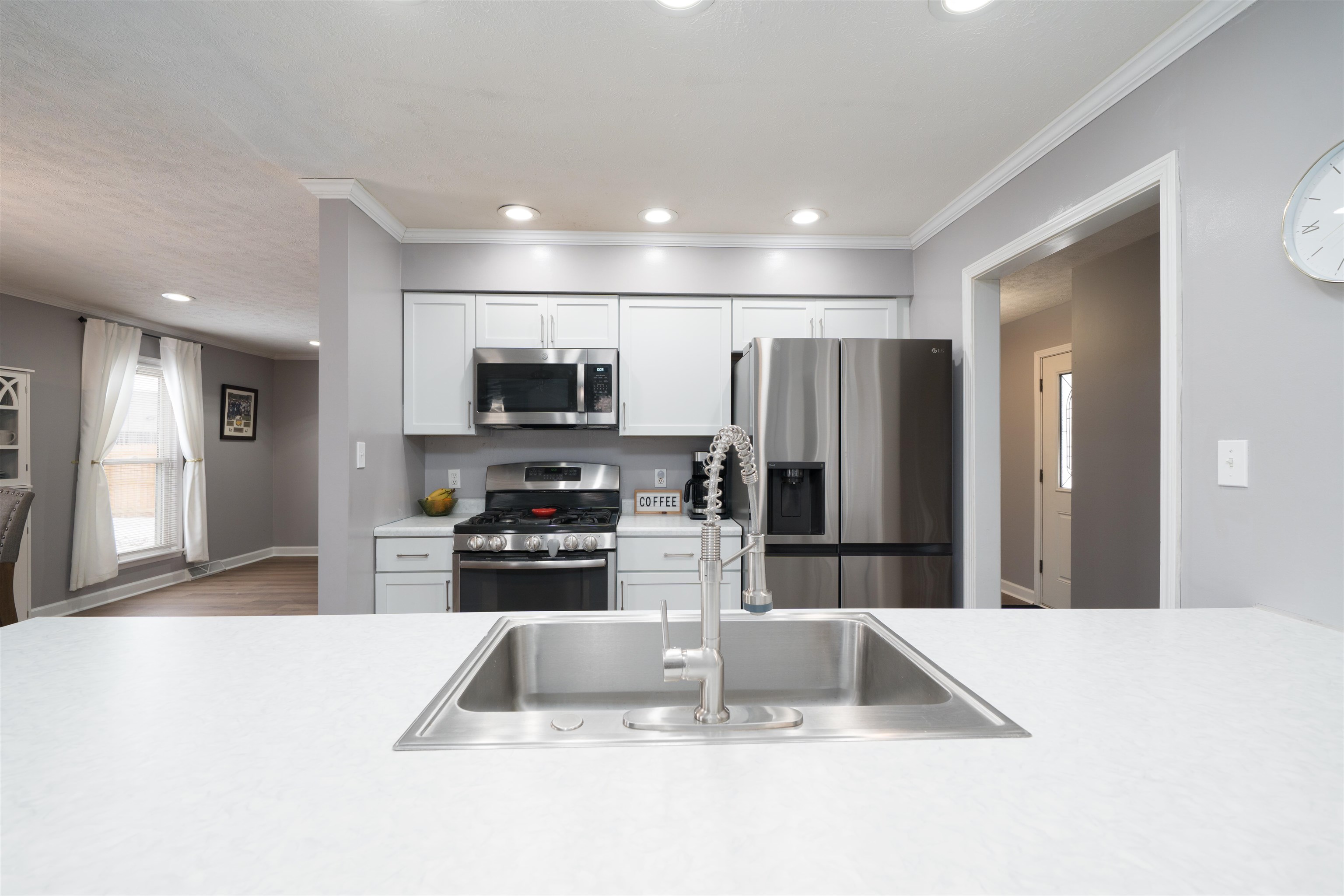 4005 Kensington Pl, Owensboro, Kentucky 42301, 3 Bedrooms Bedrooms, ,2 BathroomsBathrooms,Single Family Residence,For Sale,Kensington Pl,94067