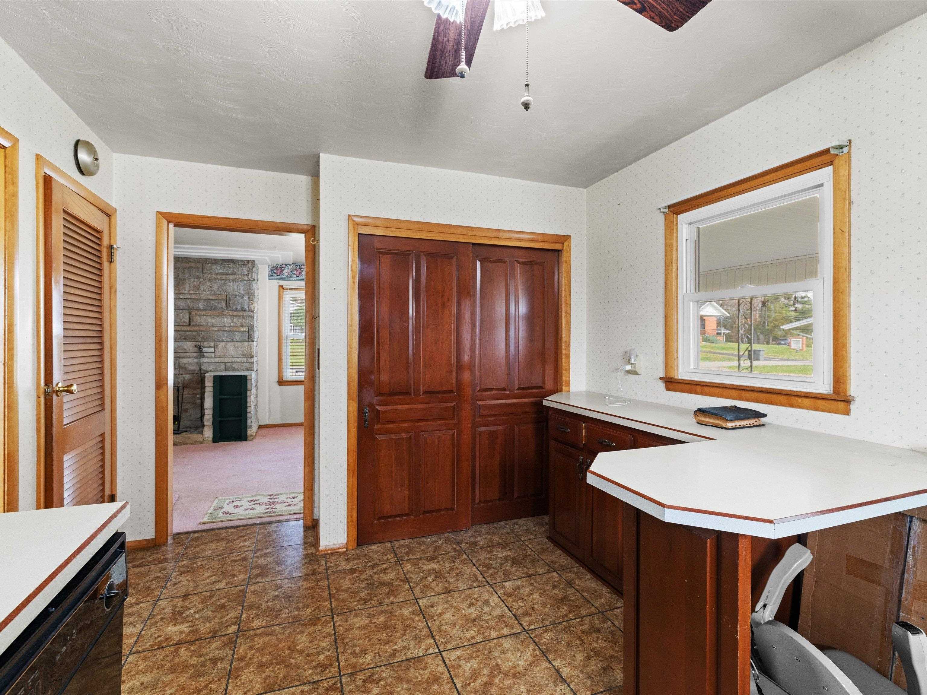 1010 White Avenue, Hartford, Kentucky 42347-1625, 3 Bedrooms Bedrooms, ,2 BathroomsBathrooms,Single Family Residence,For Sale,White Avenue,94073